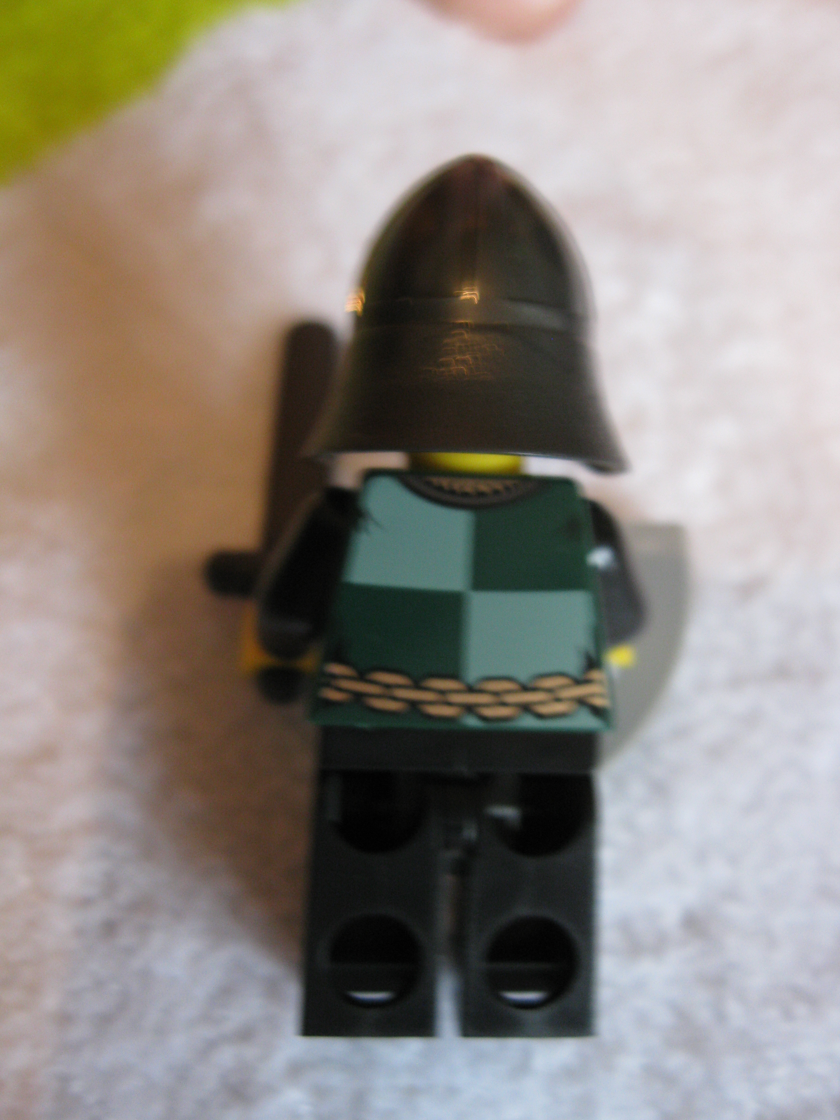 7189minifiguressoldier2.jpg