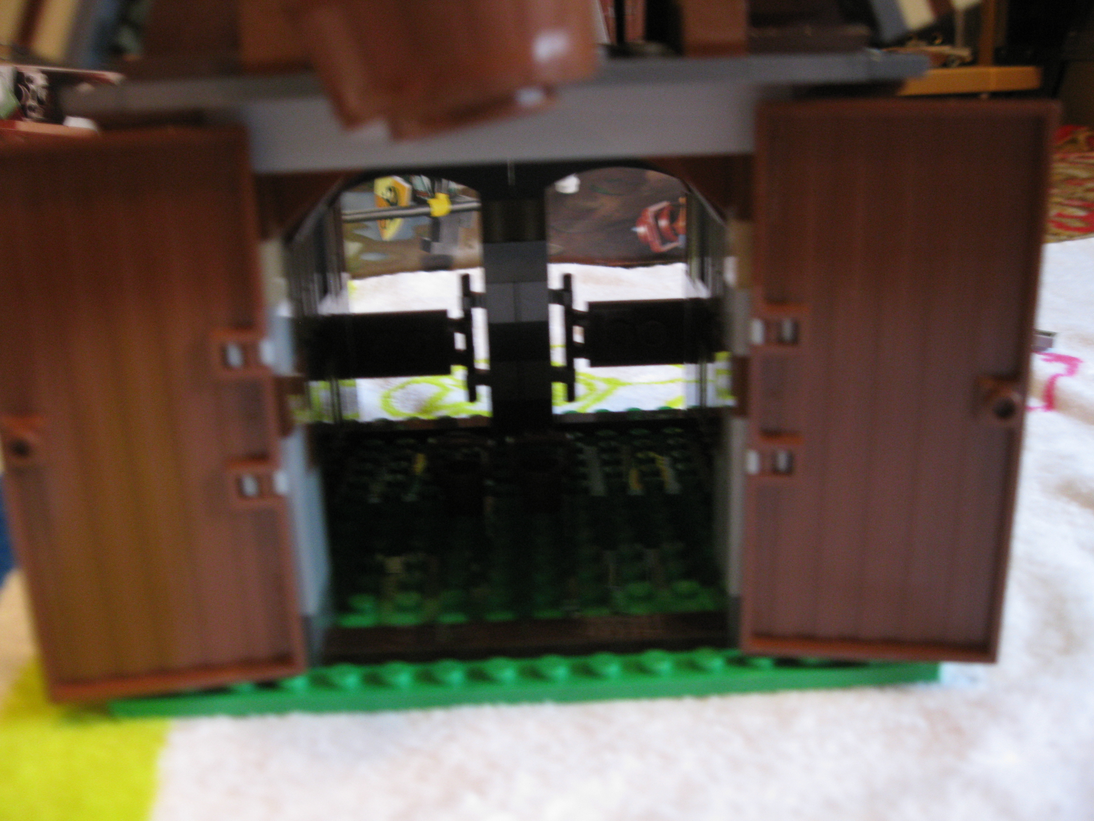 7189shedinside.jpg