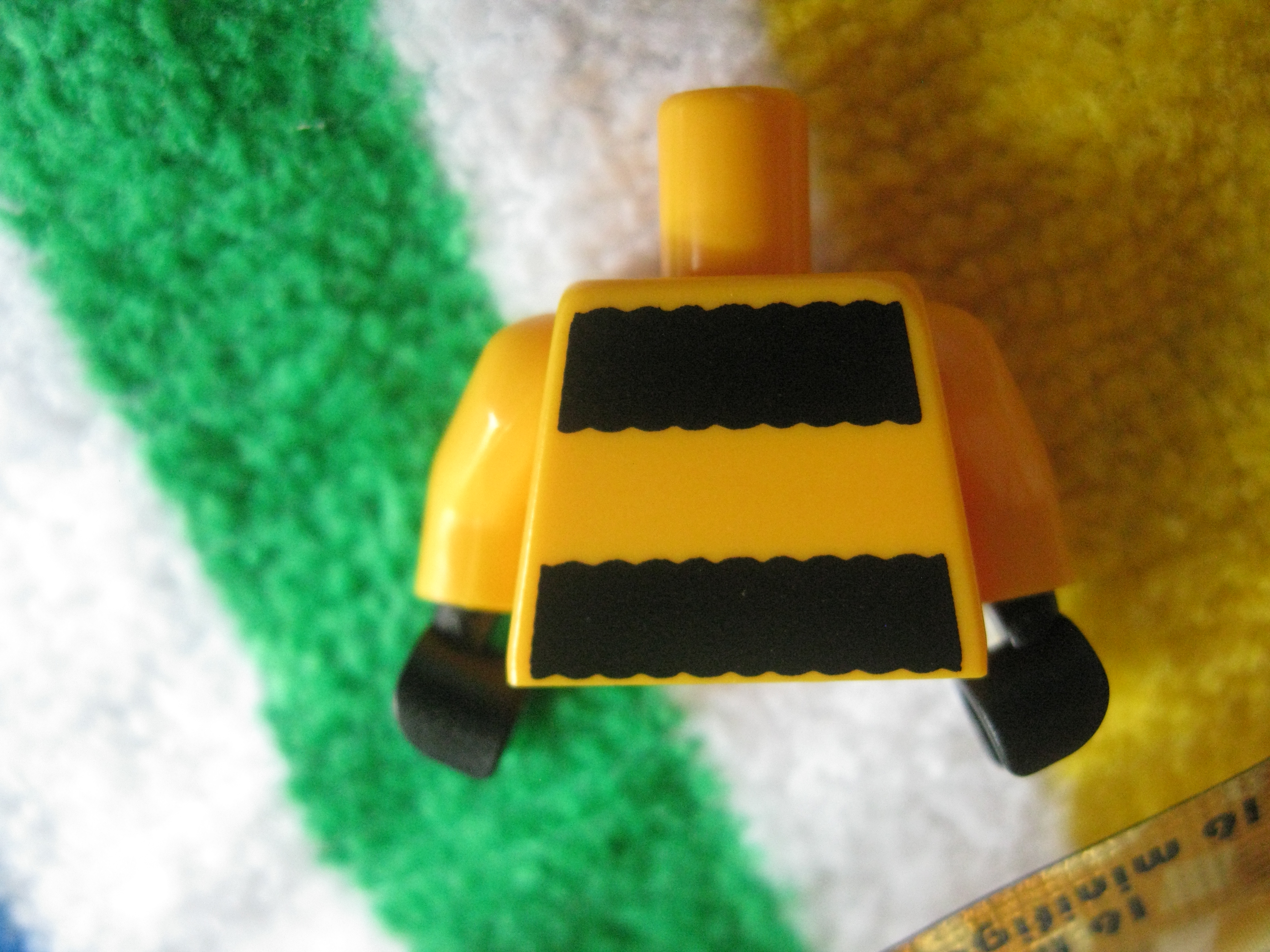 71001bumblebeegirle.jpg