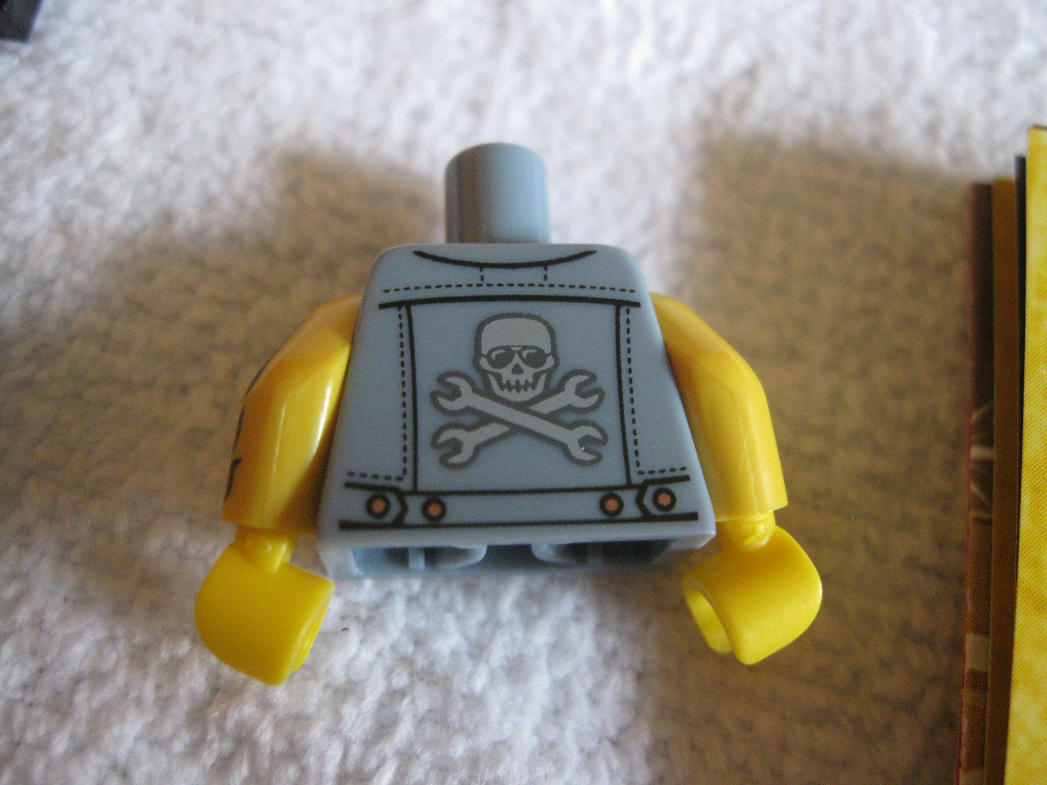 71001motorcyclemechanicc.jpg