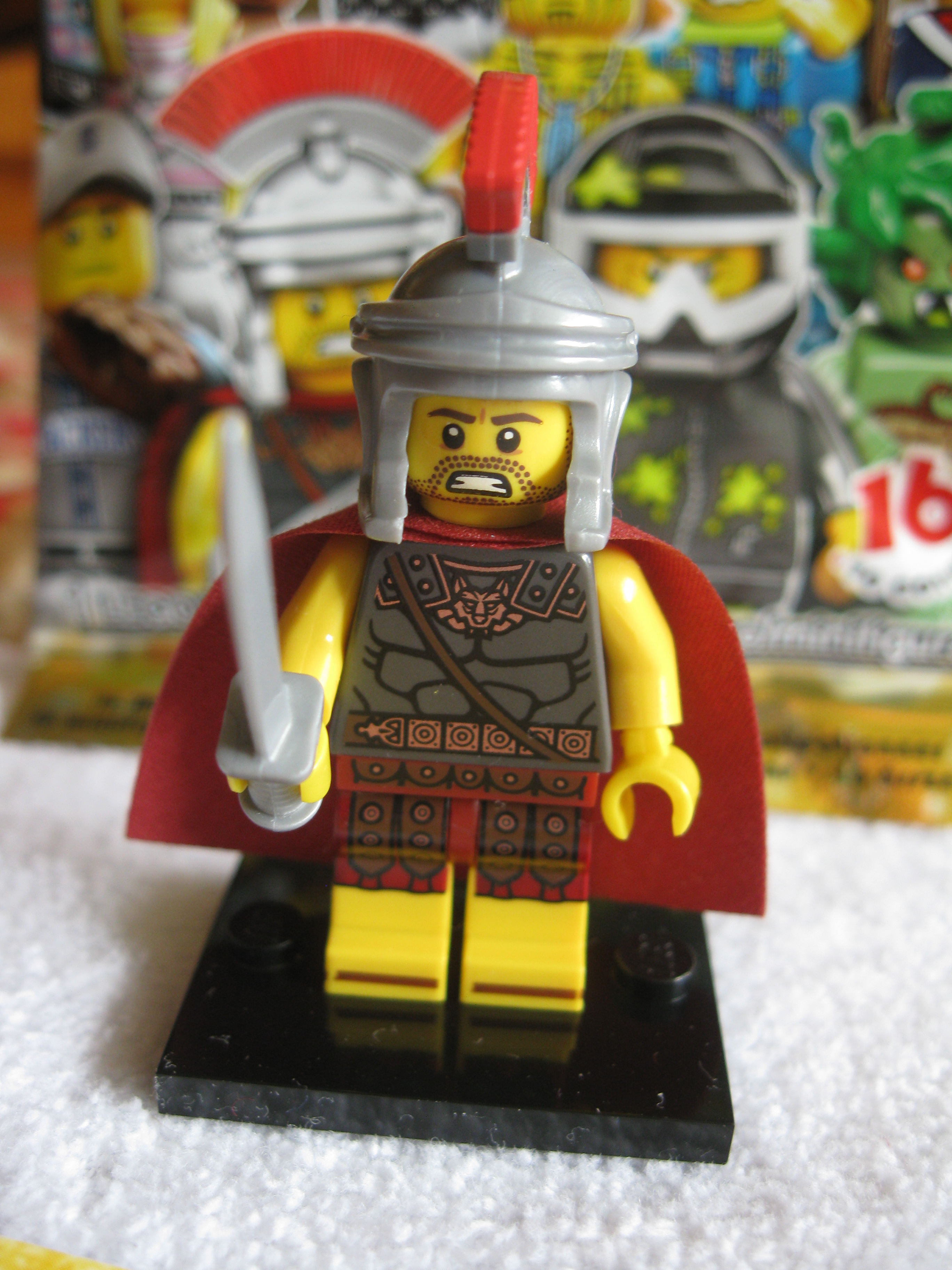 71001romancommander3.jpg