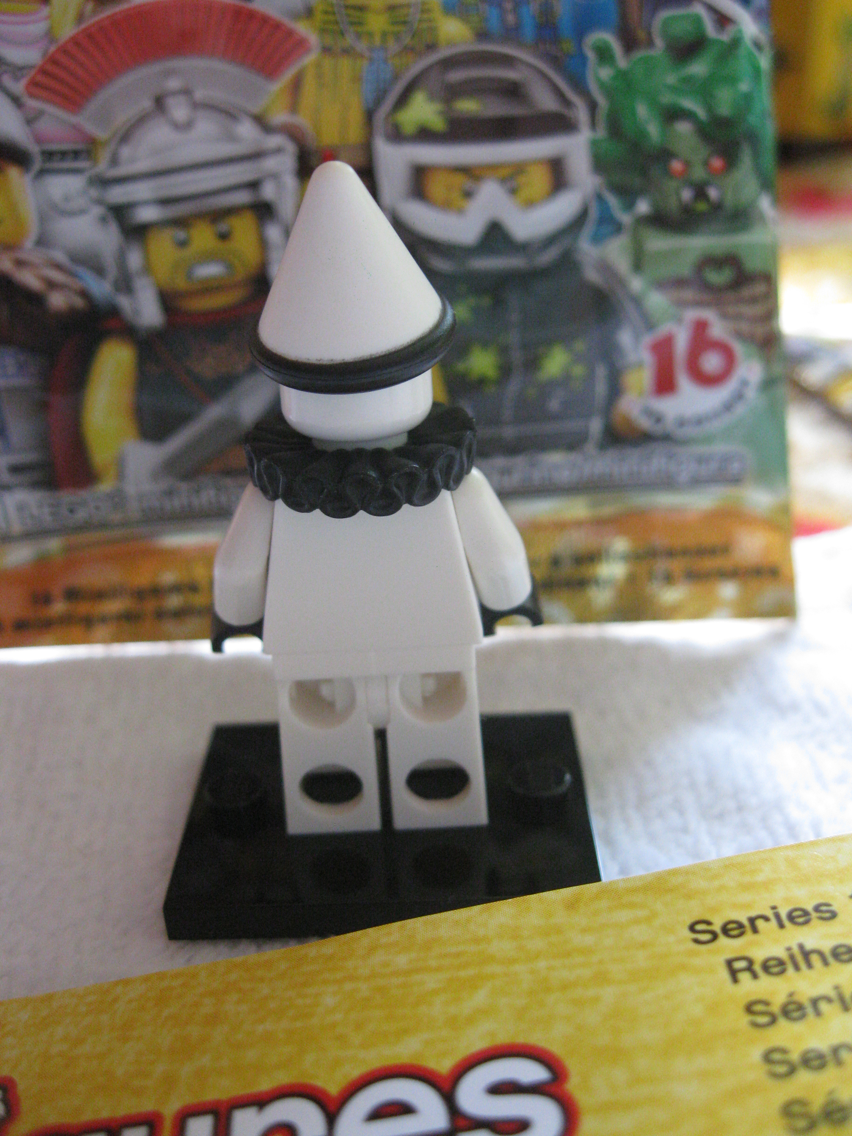 71001sadclown2.jpg