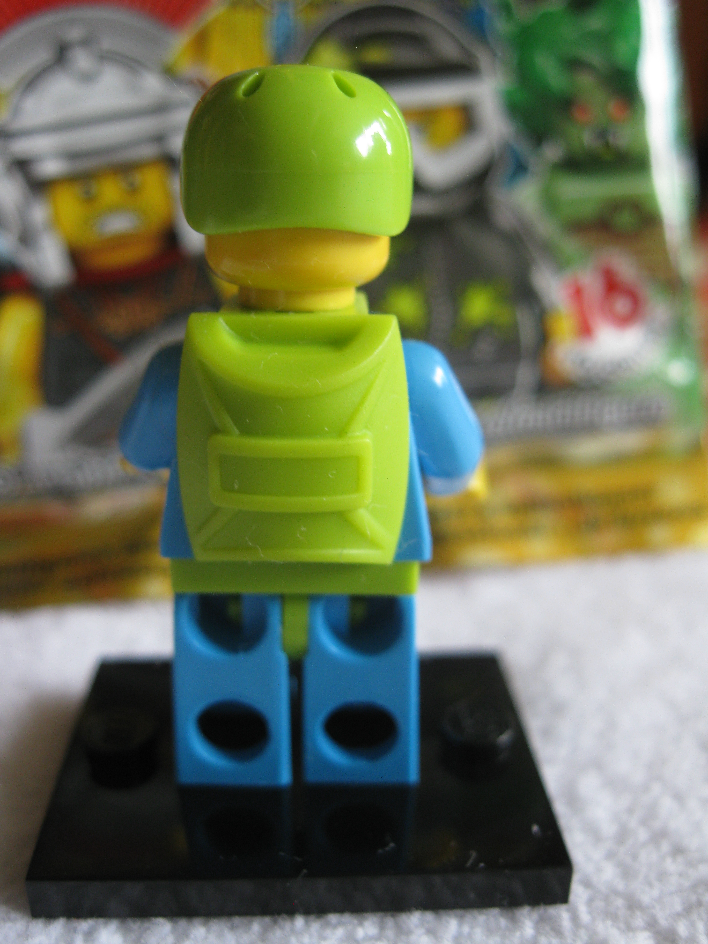 71001skydiver4.jpg