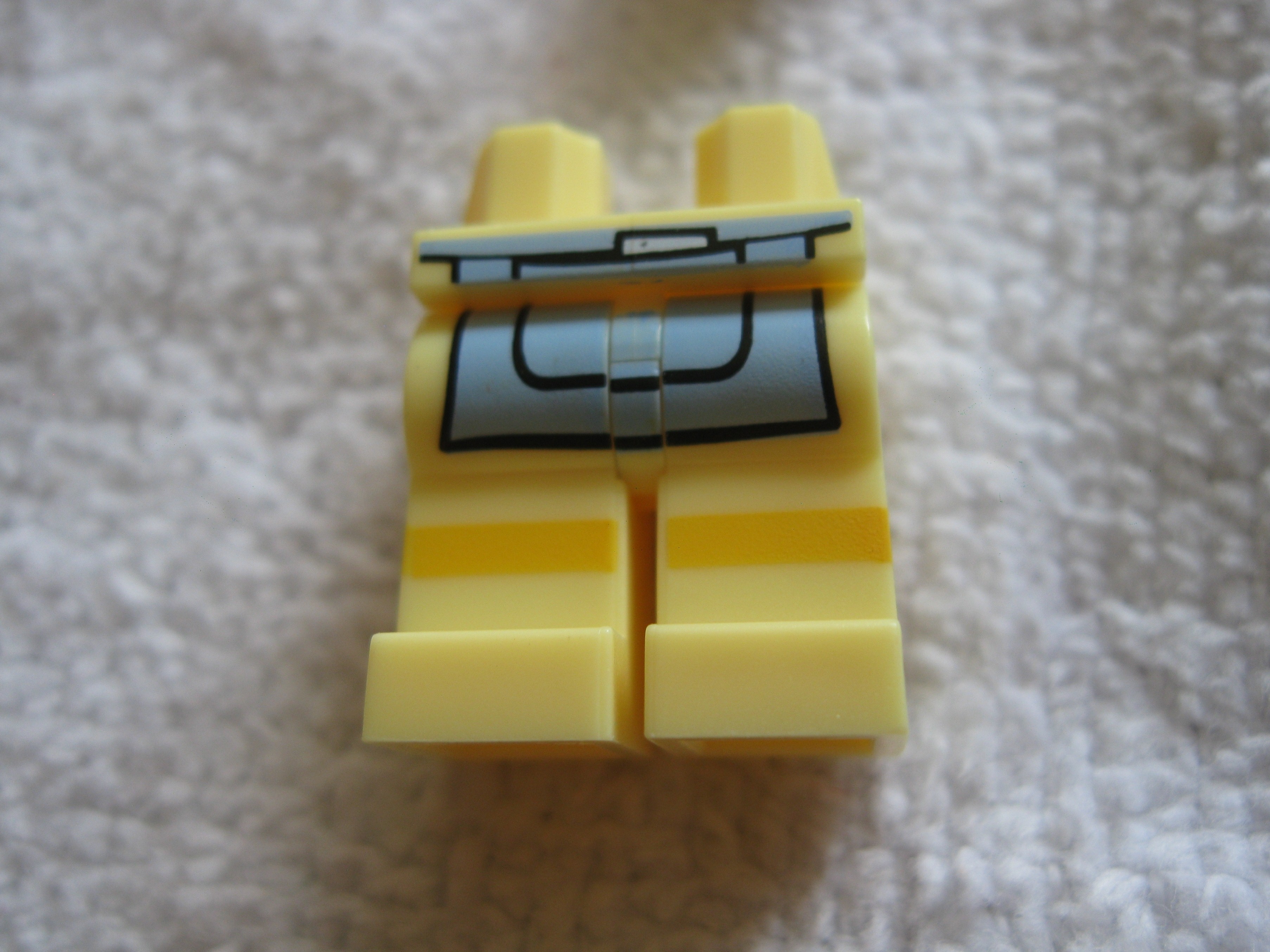 71002dinerwaitressg.jpg
