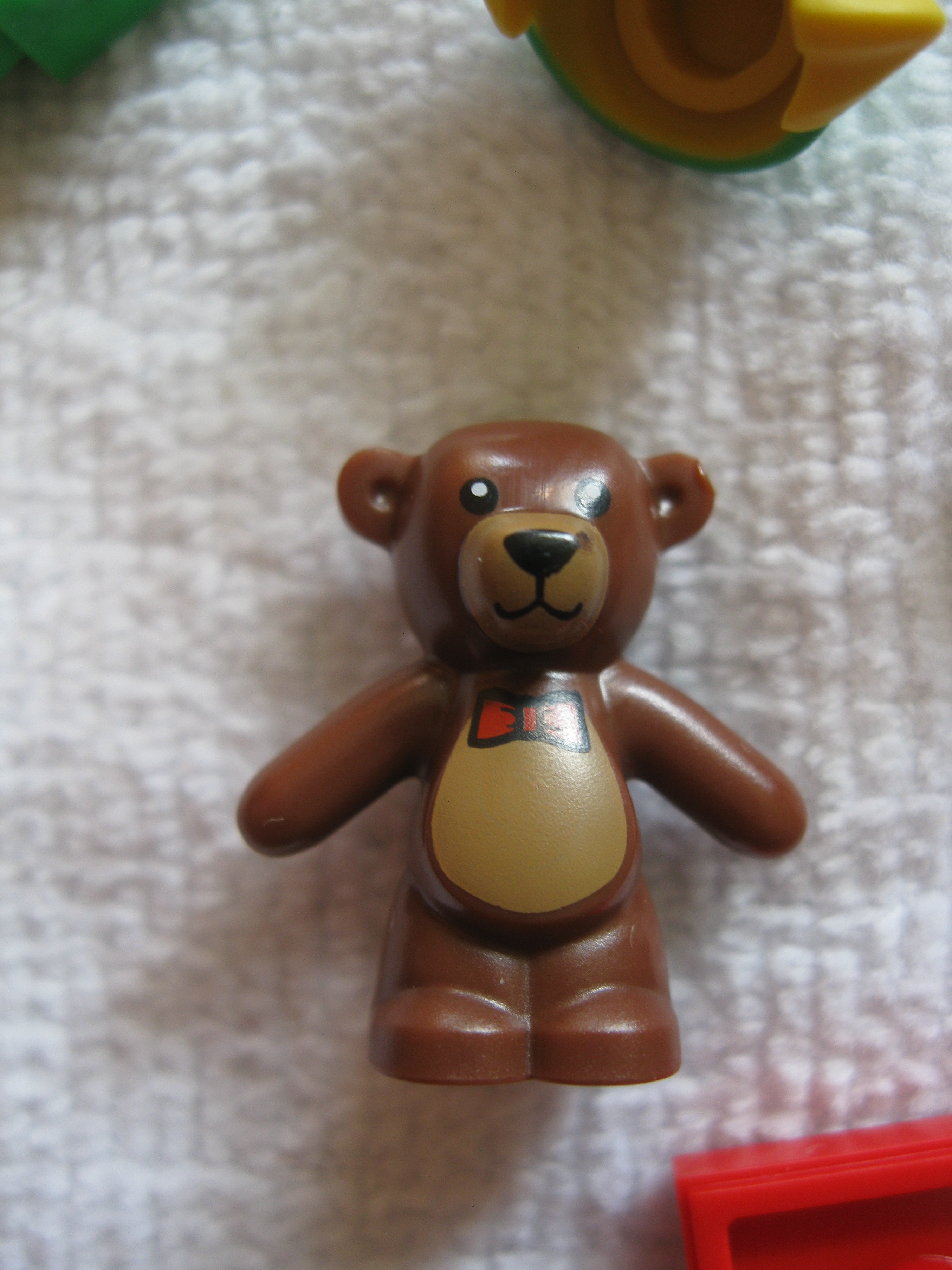 71002holidayelfe.jpg