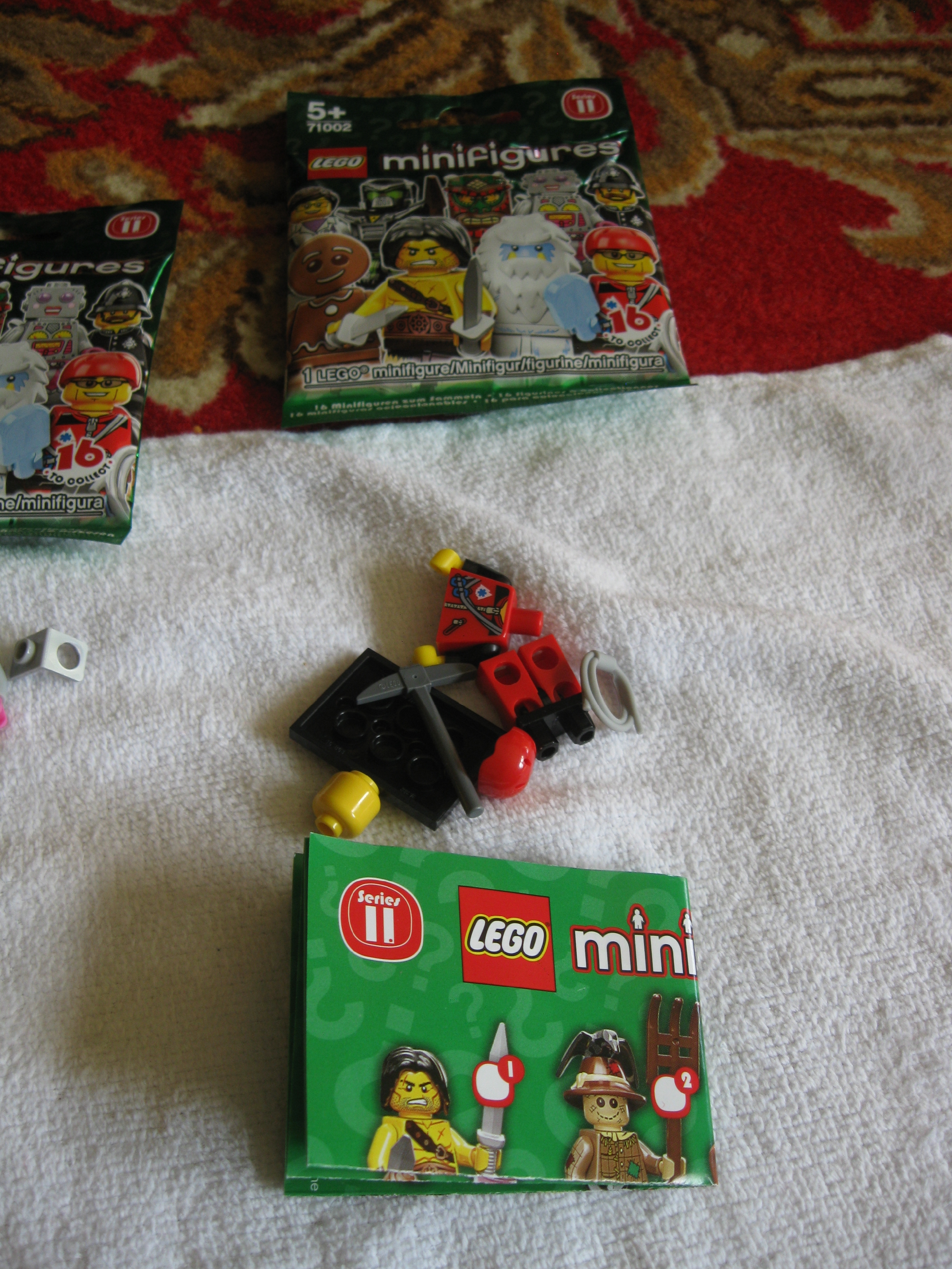 71002mountainclimbera.jpg