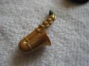 71002saxophoneplayerg.jpg
