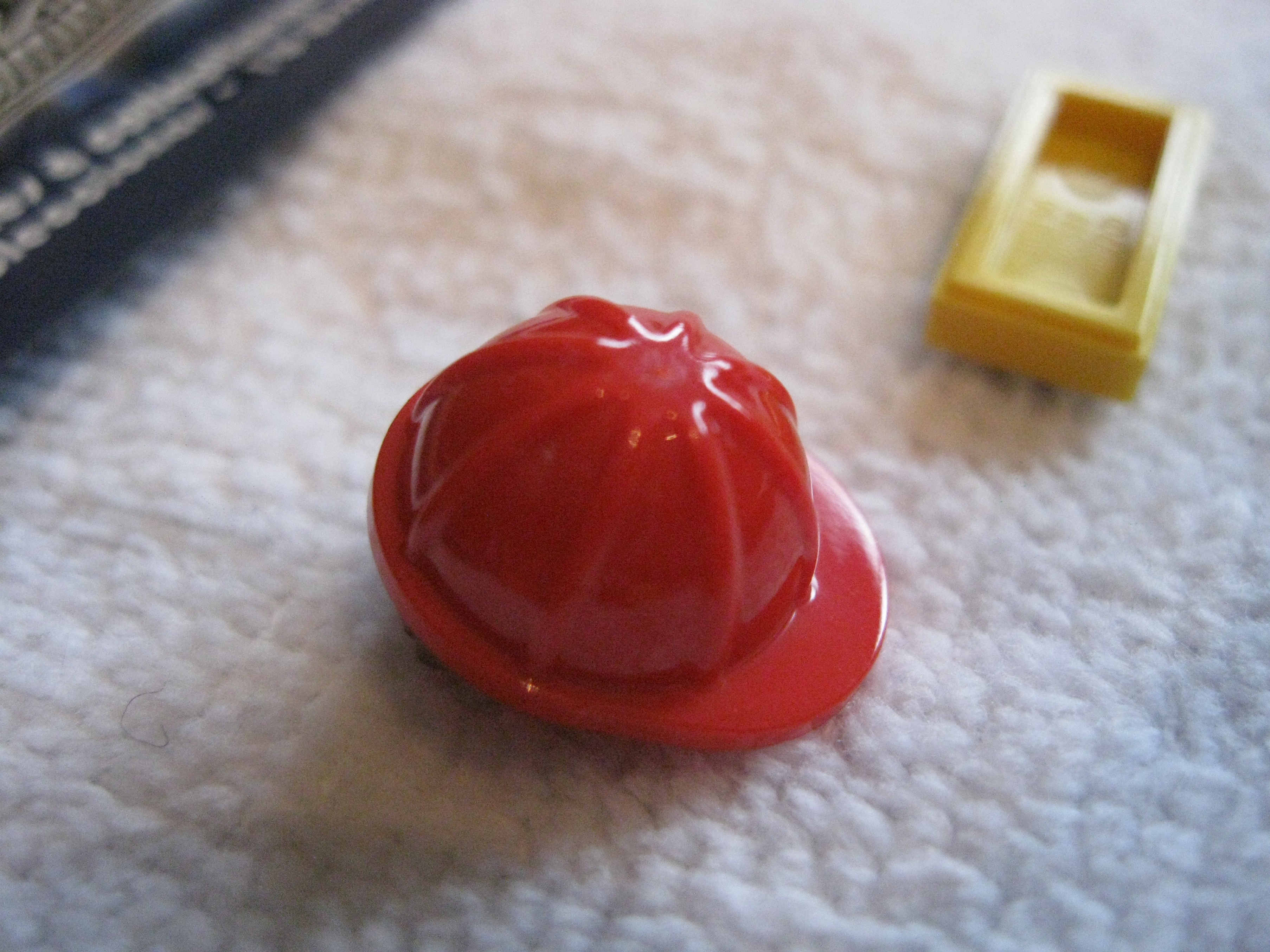 71004hardhatemmeth.jpg