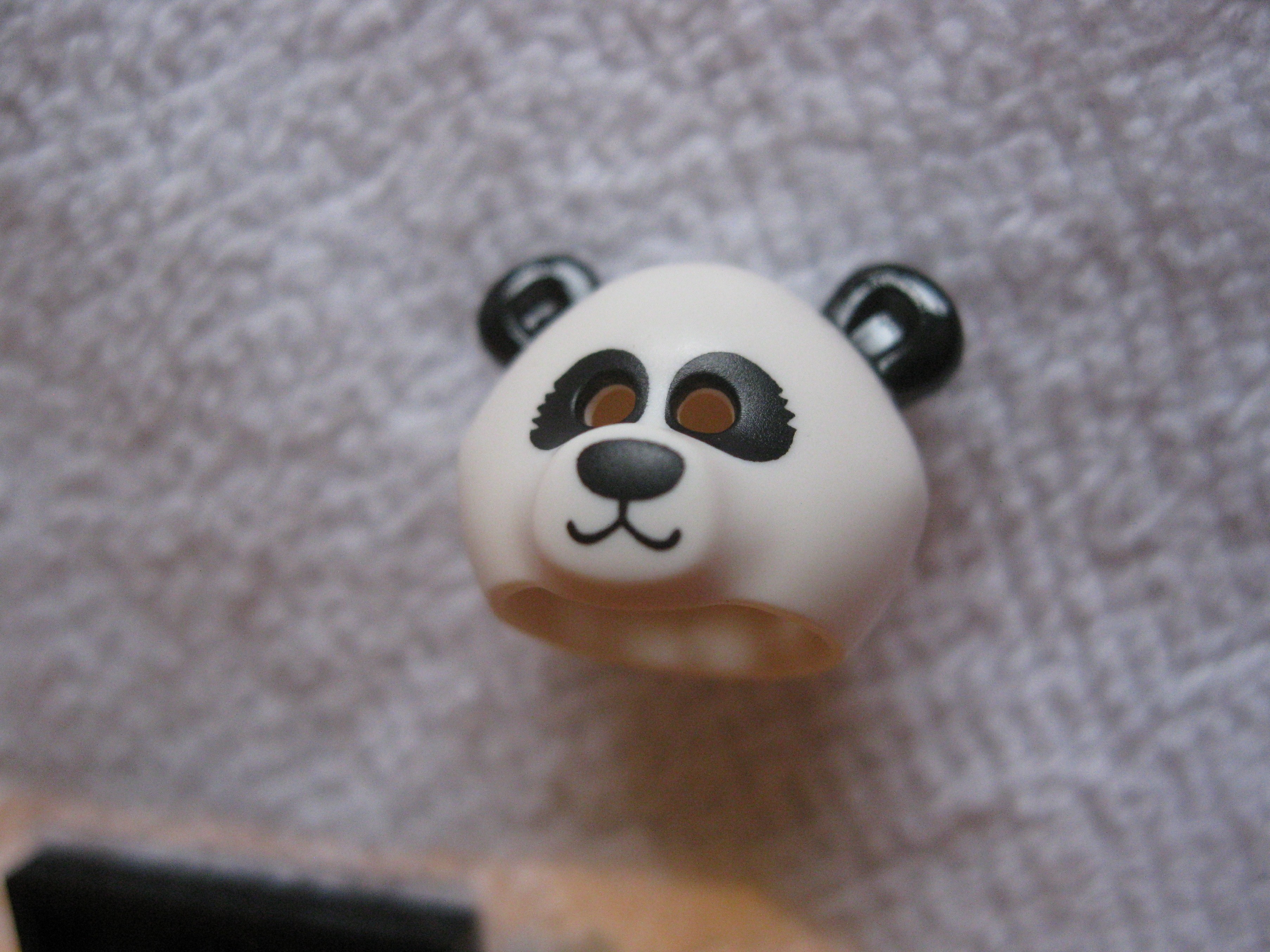 71004pandaguyd.jpg