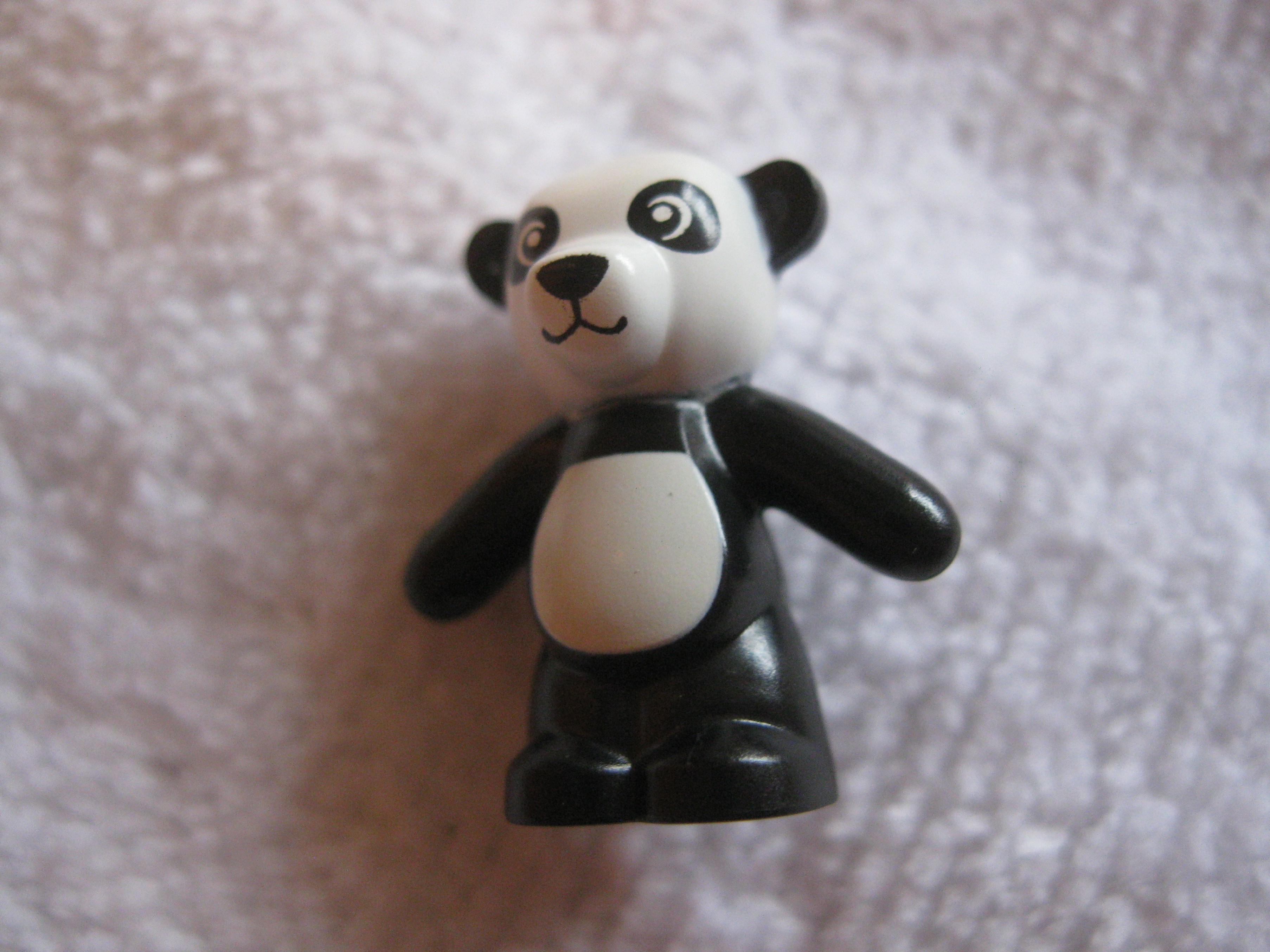 71004pandaguym.jpg