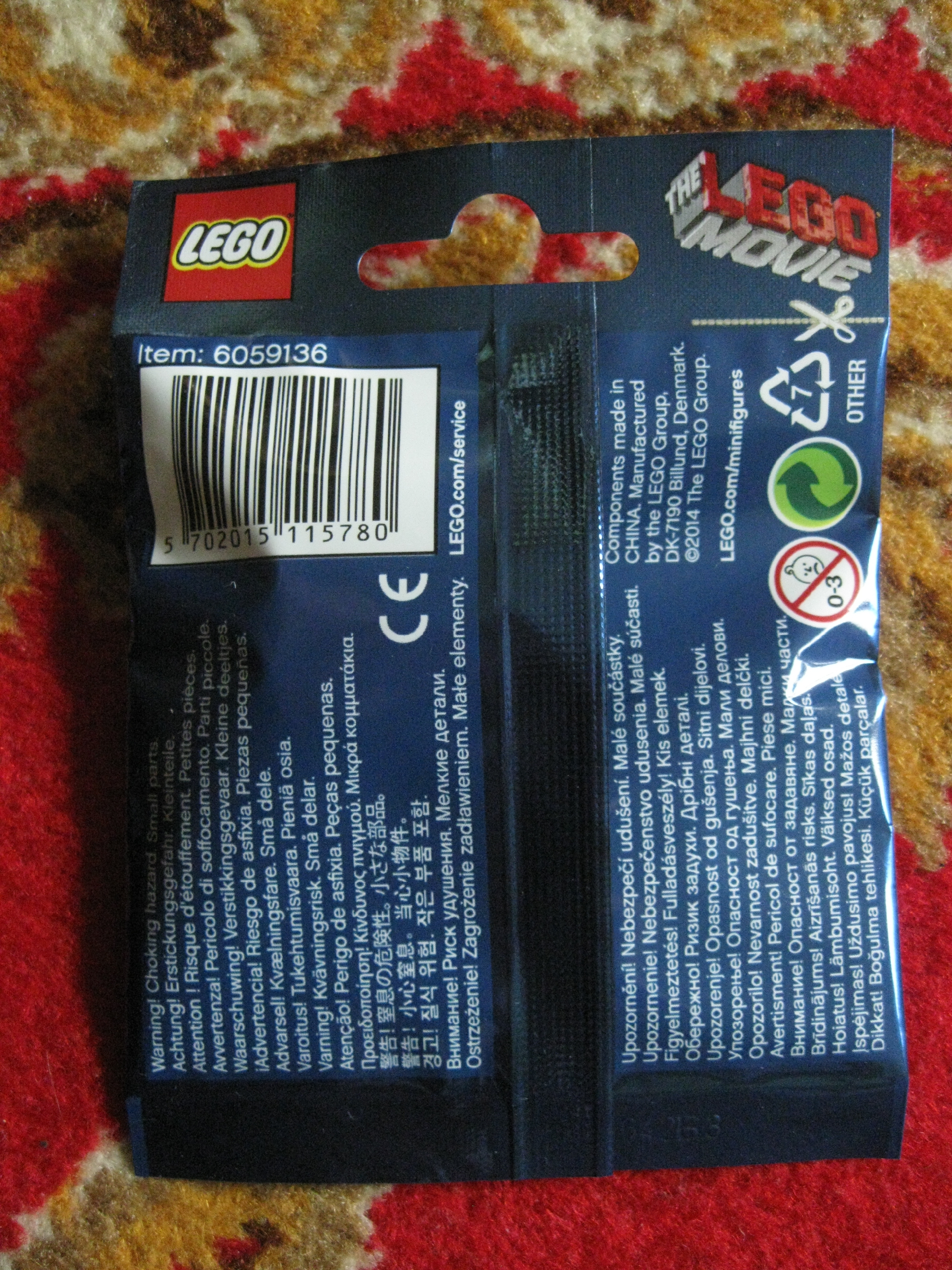 71004pandaguypolybag2.jpg