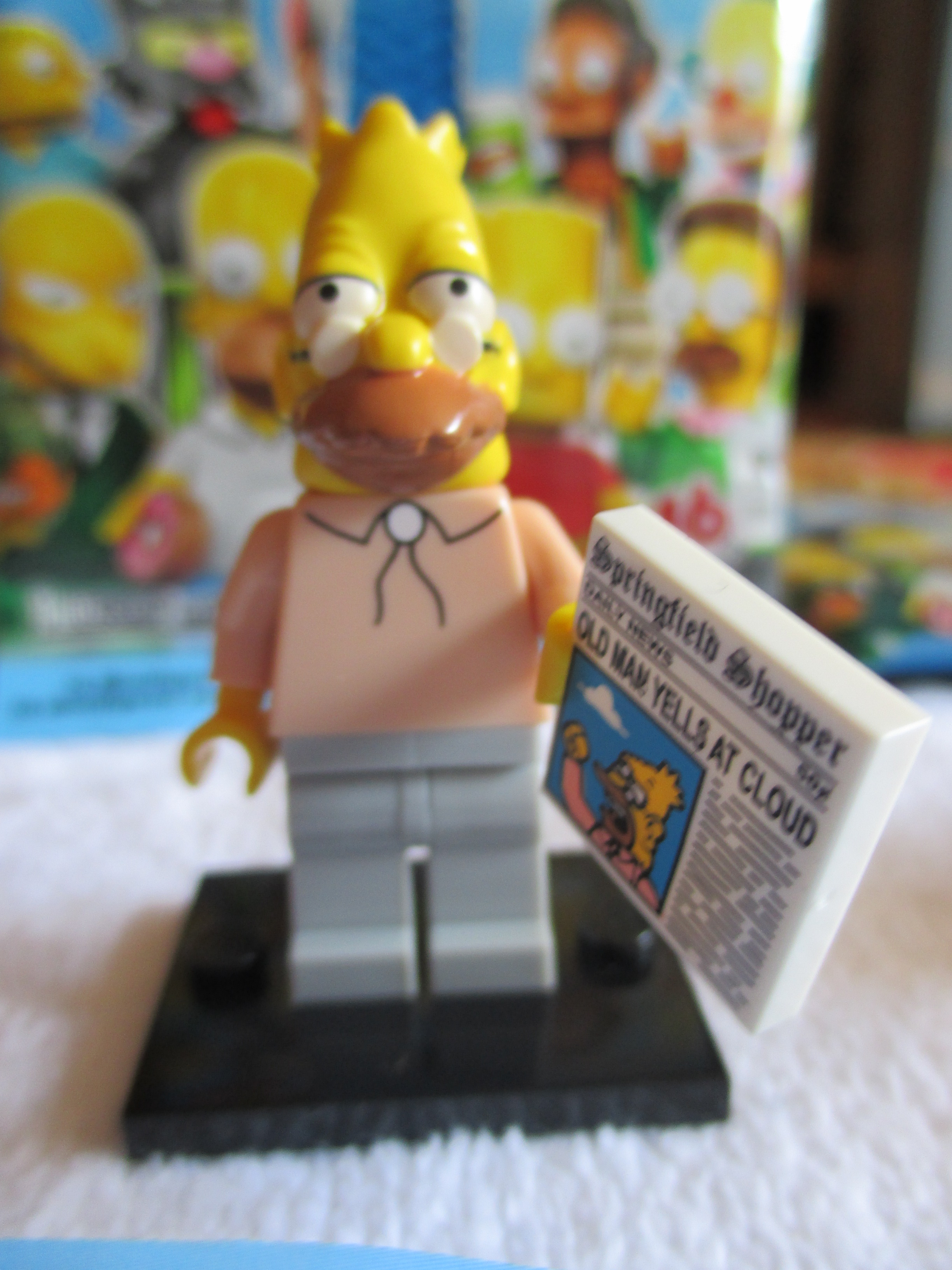 71005grampasimpson2.jpg