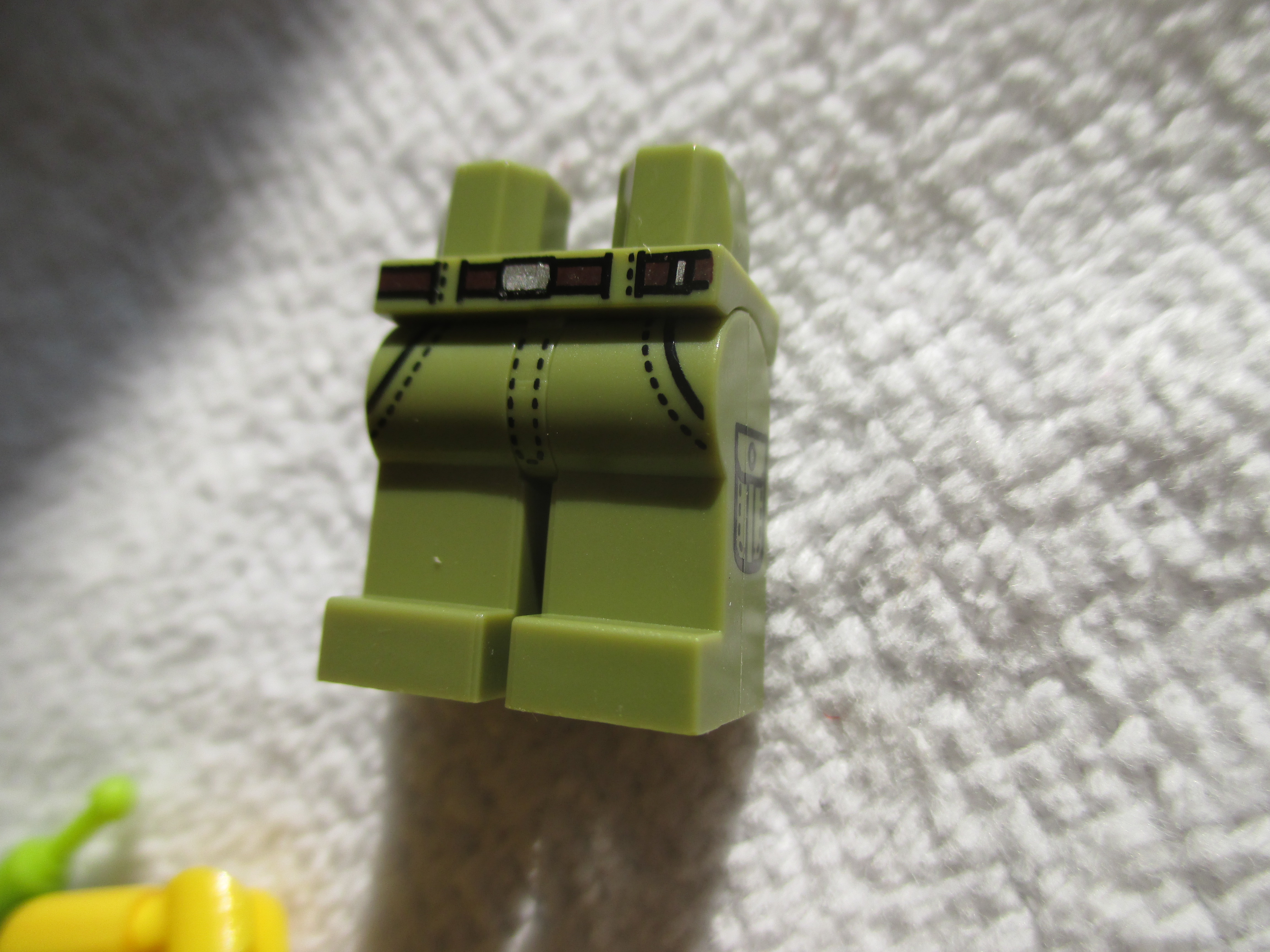 71007dinotrackerb.jpg