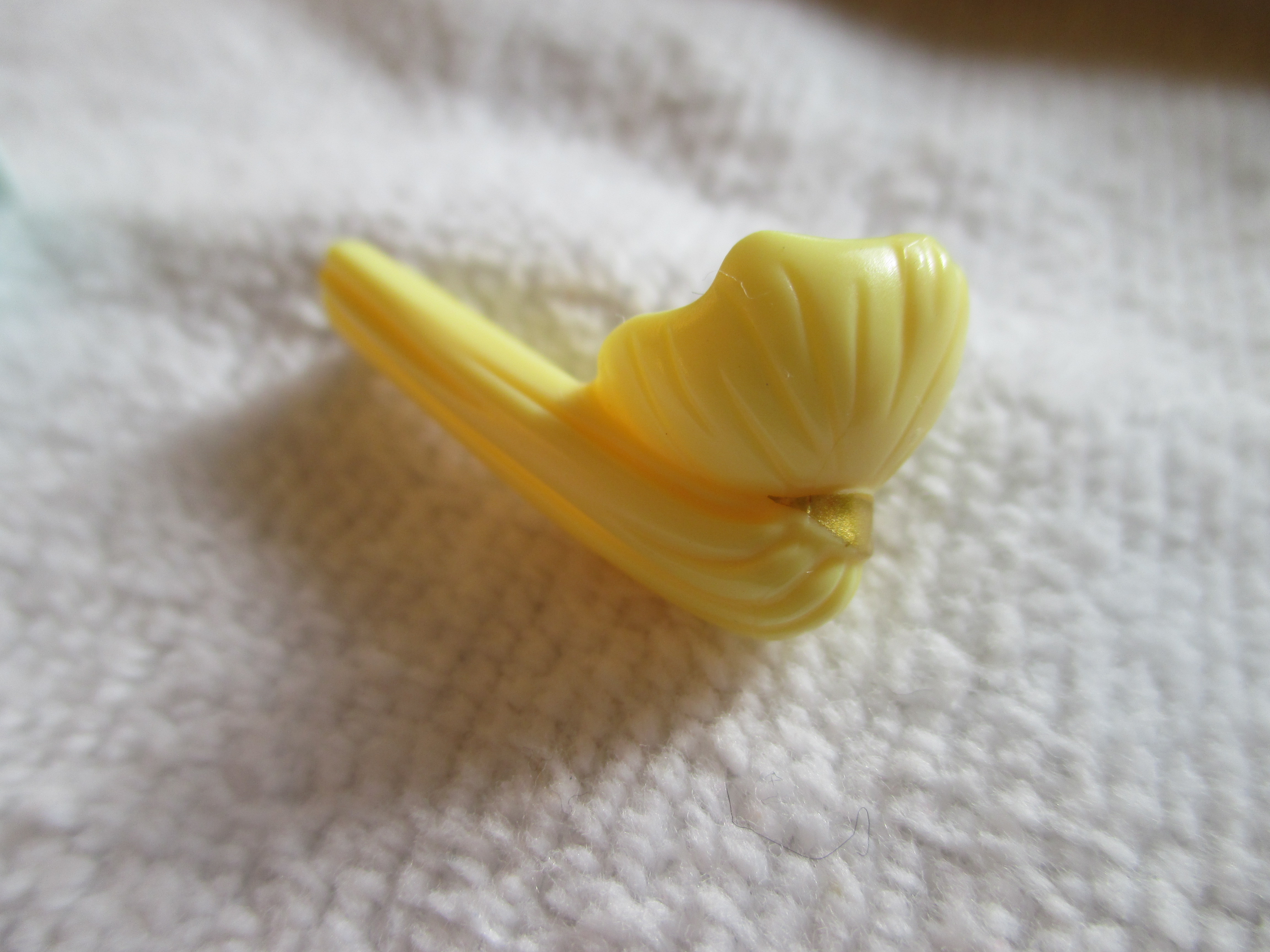 71007geniegirlf.jpg