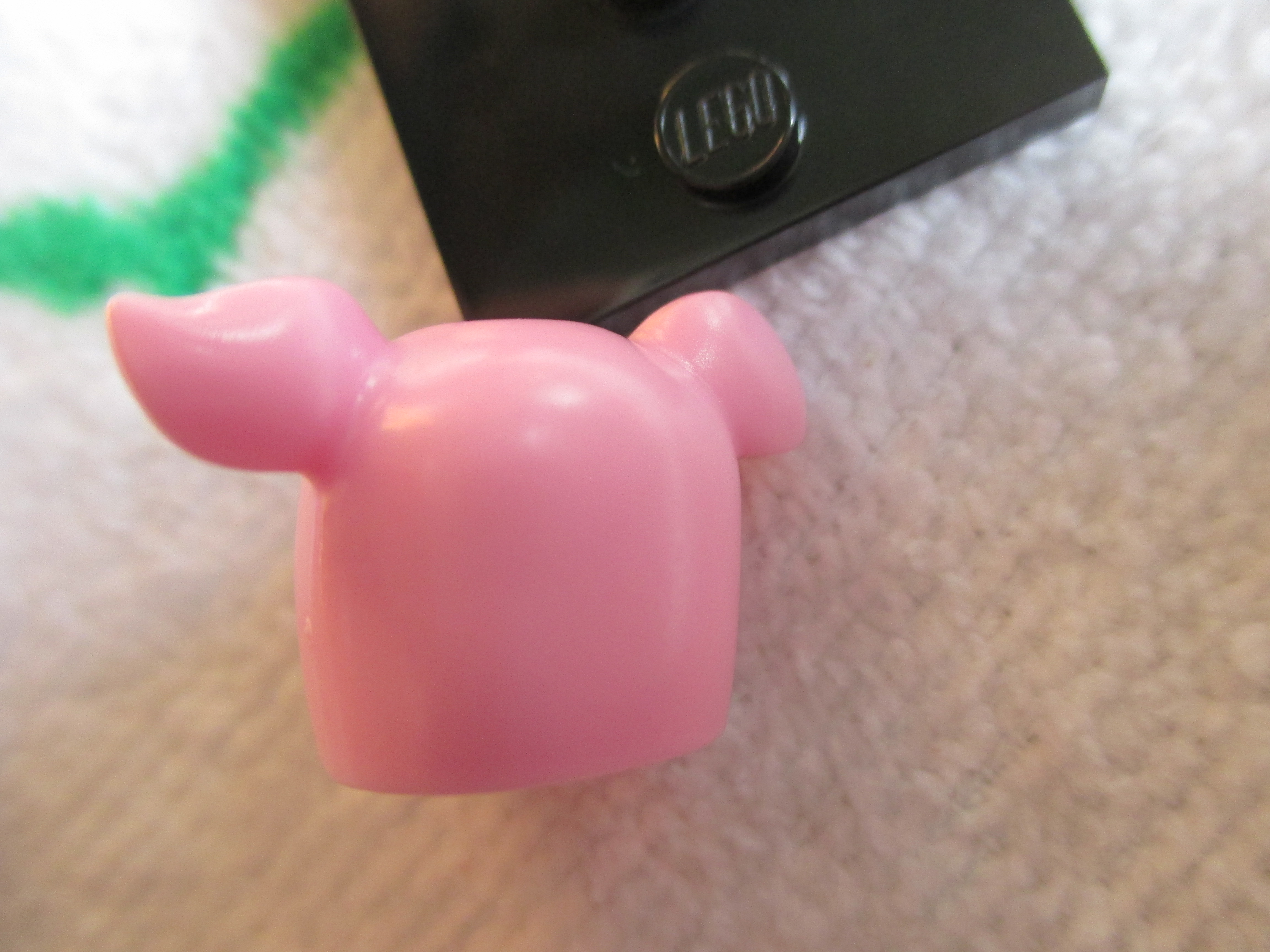 71007piggyguyh.jpg