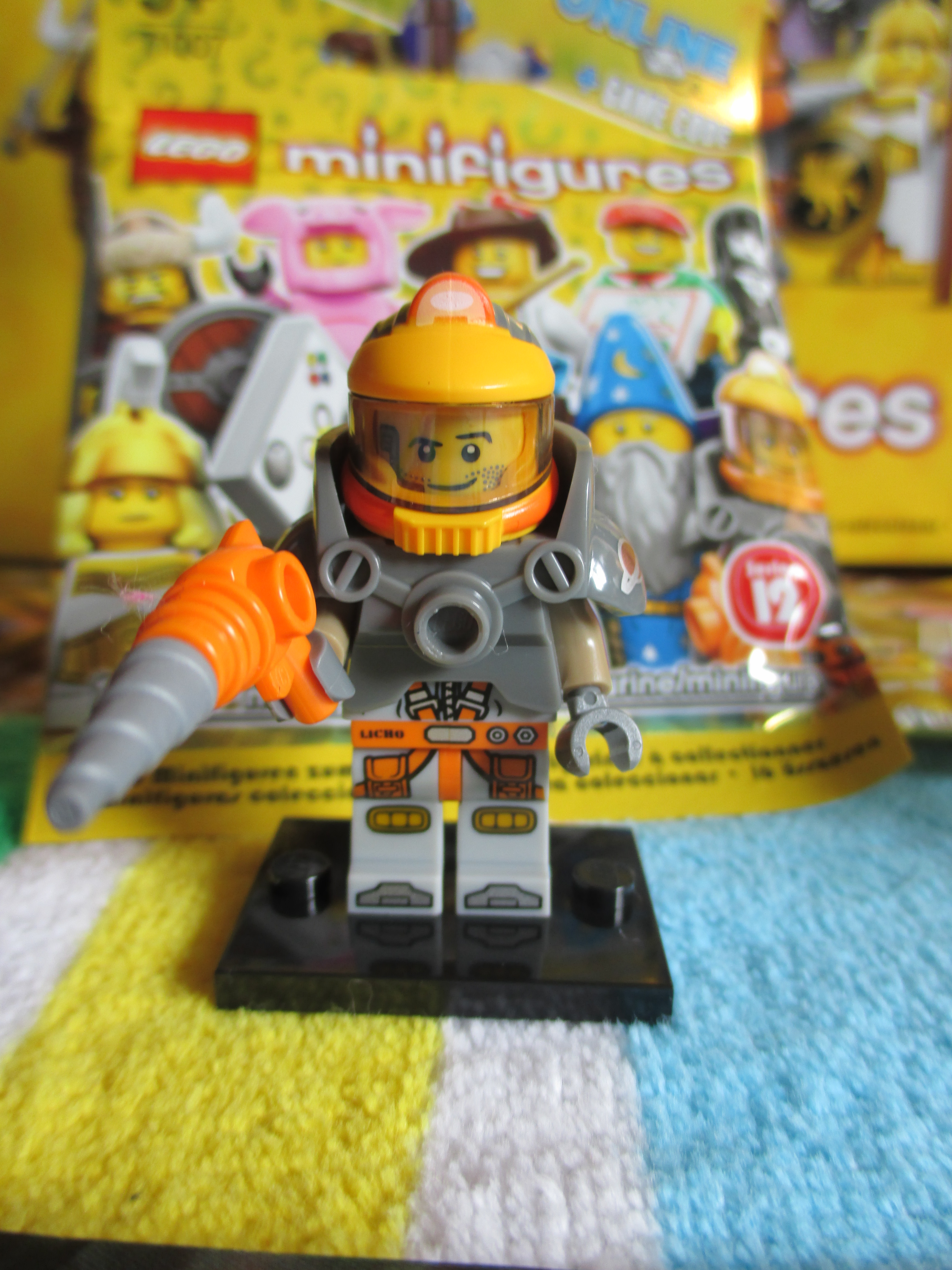 71007spaceminer1.jpg
