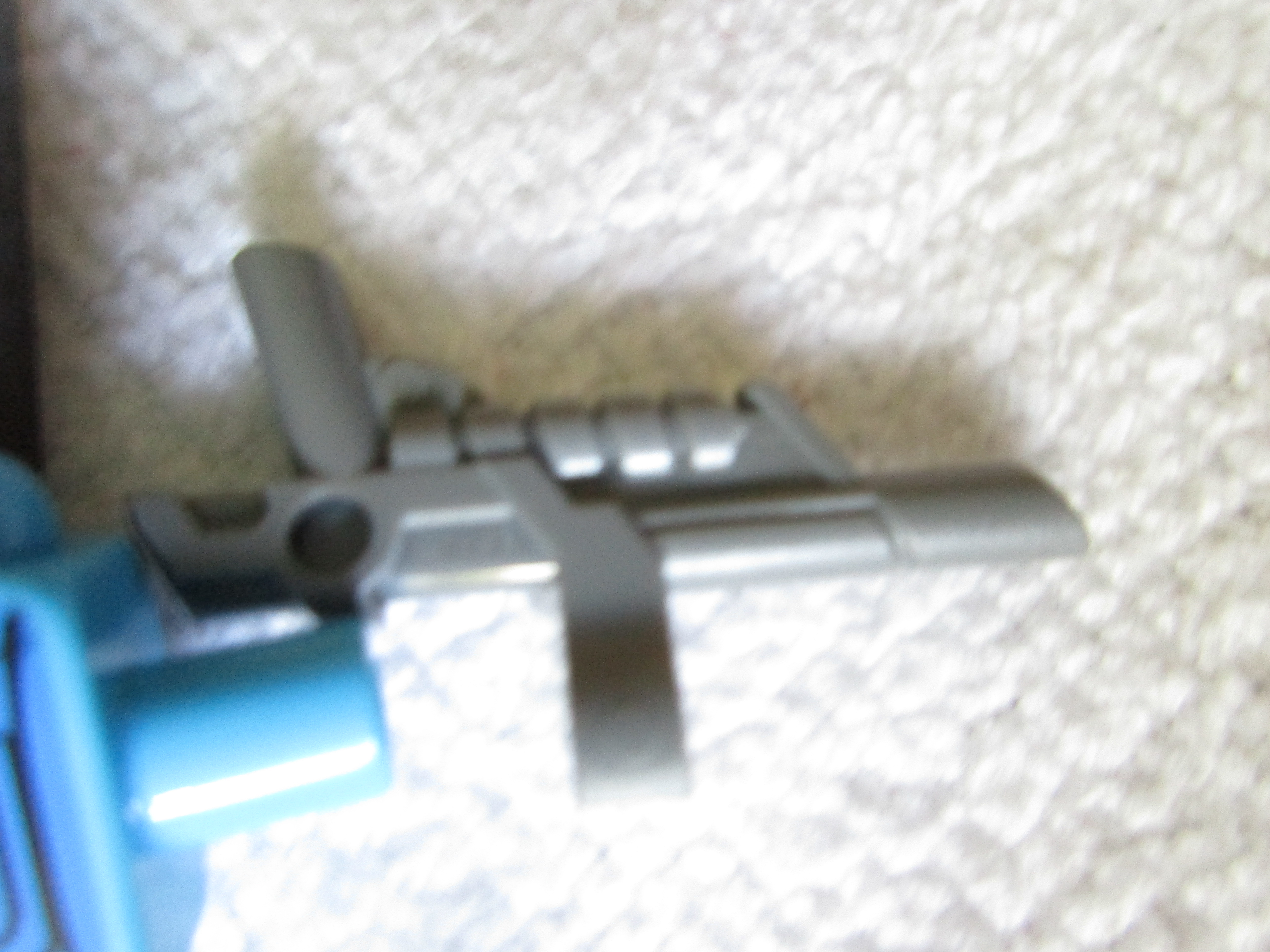 71008alientroopere.jpg