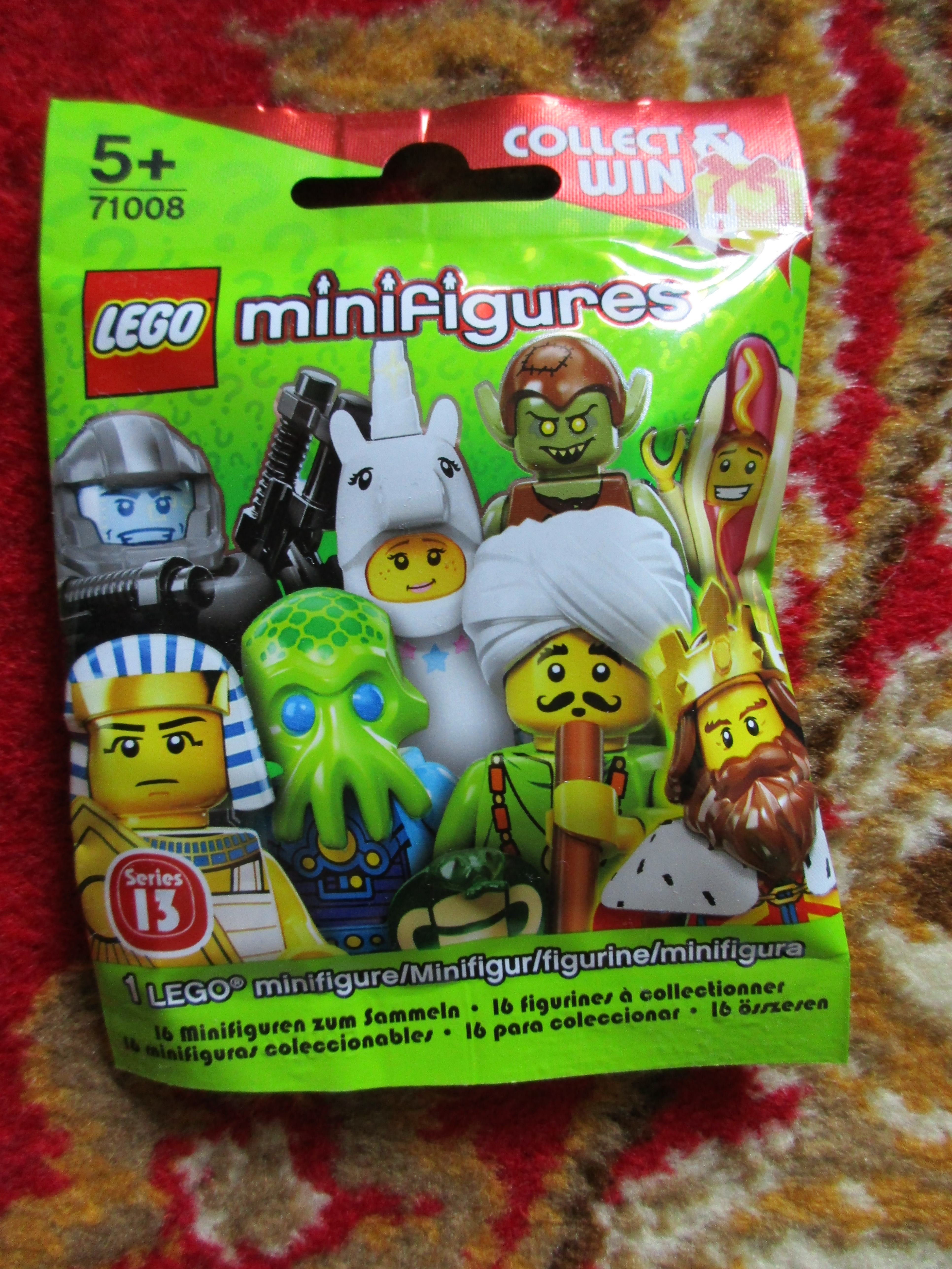 71008galaxytrooperpolybag.jpg