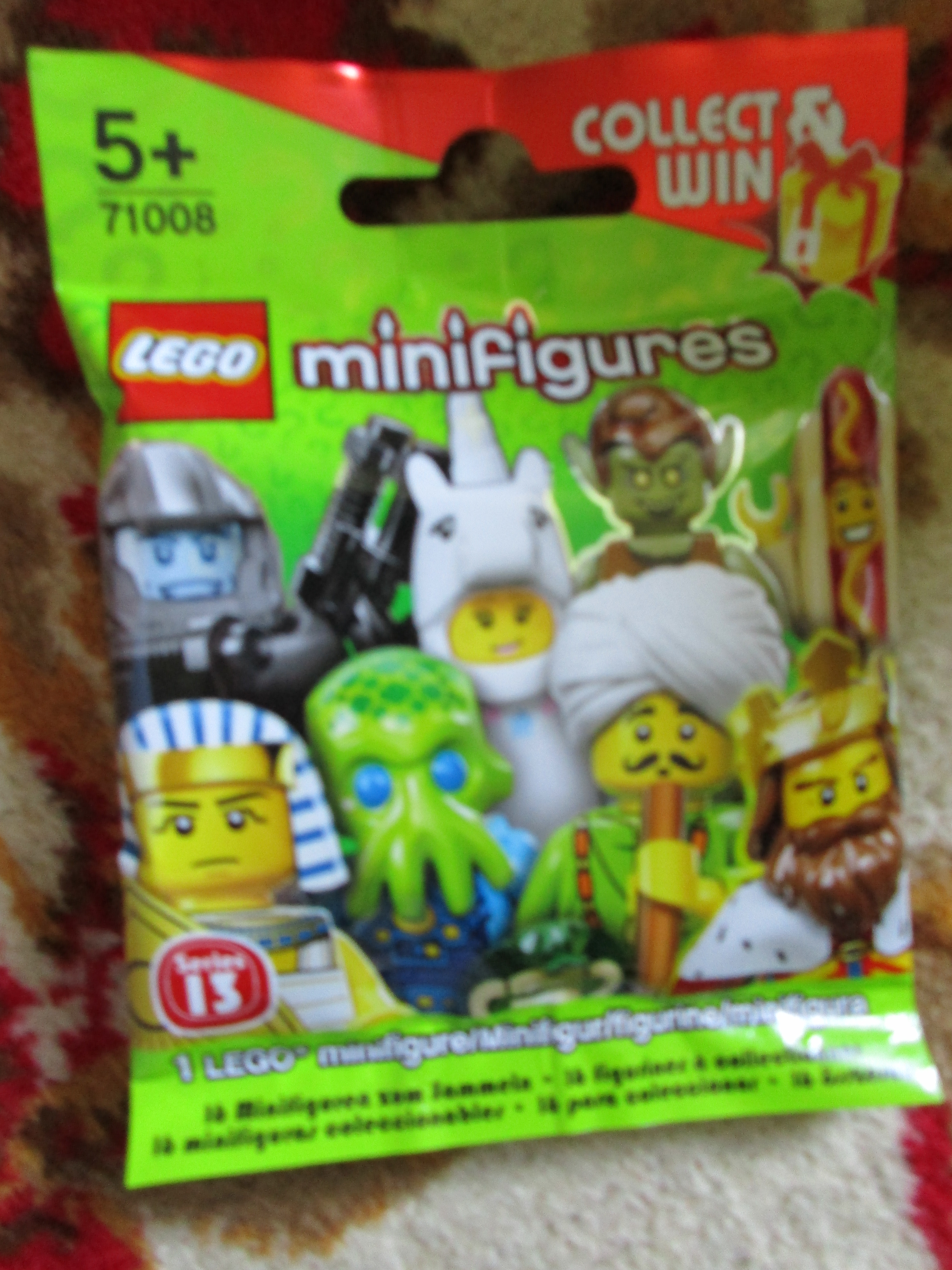 71008hotdogmanpolybag.jpg