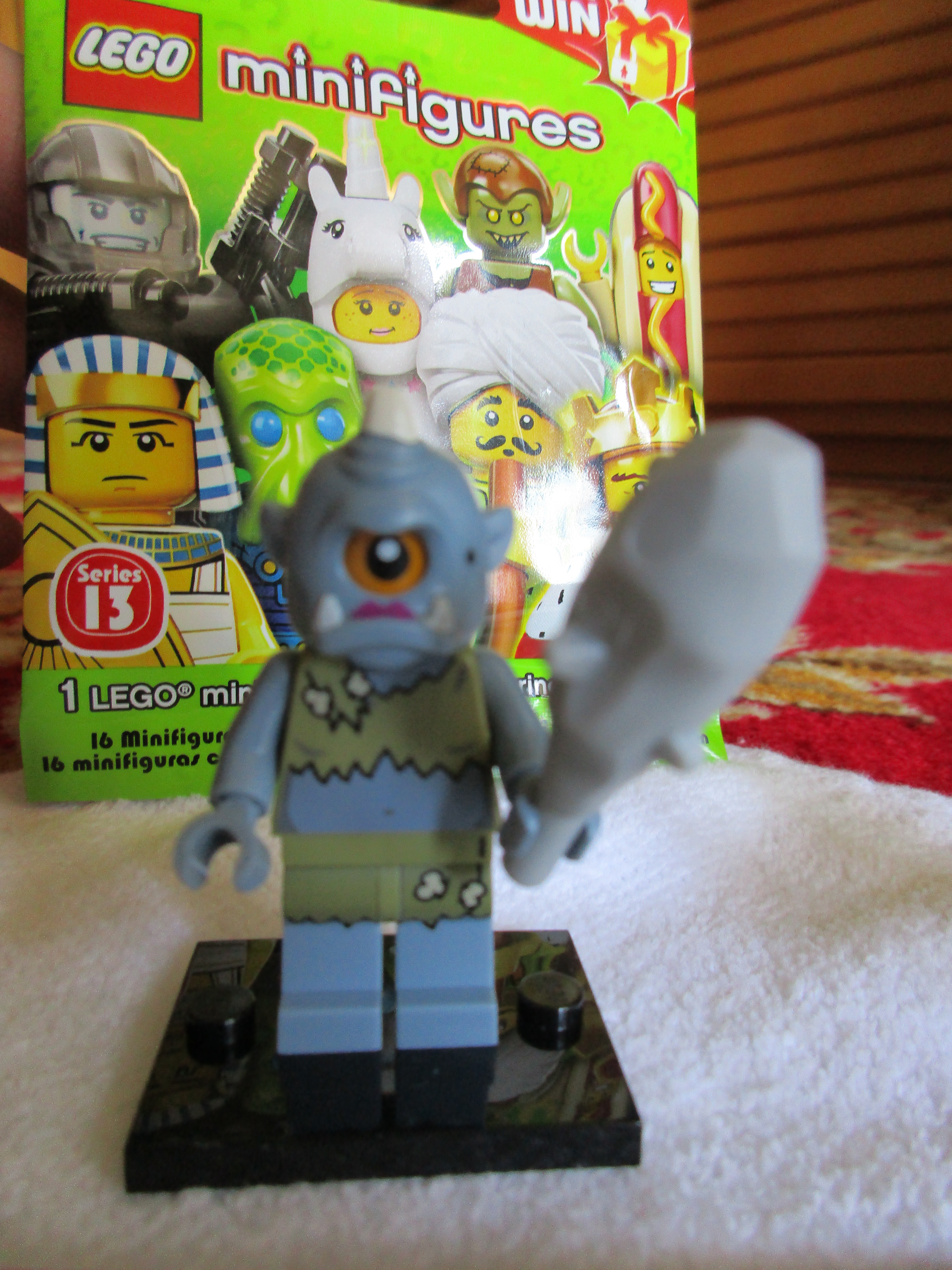 71008ladycyclops3.jpg