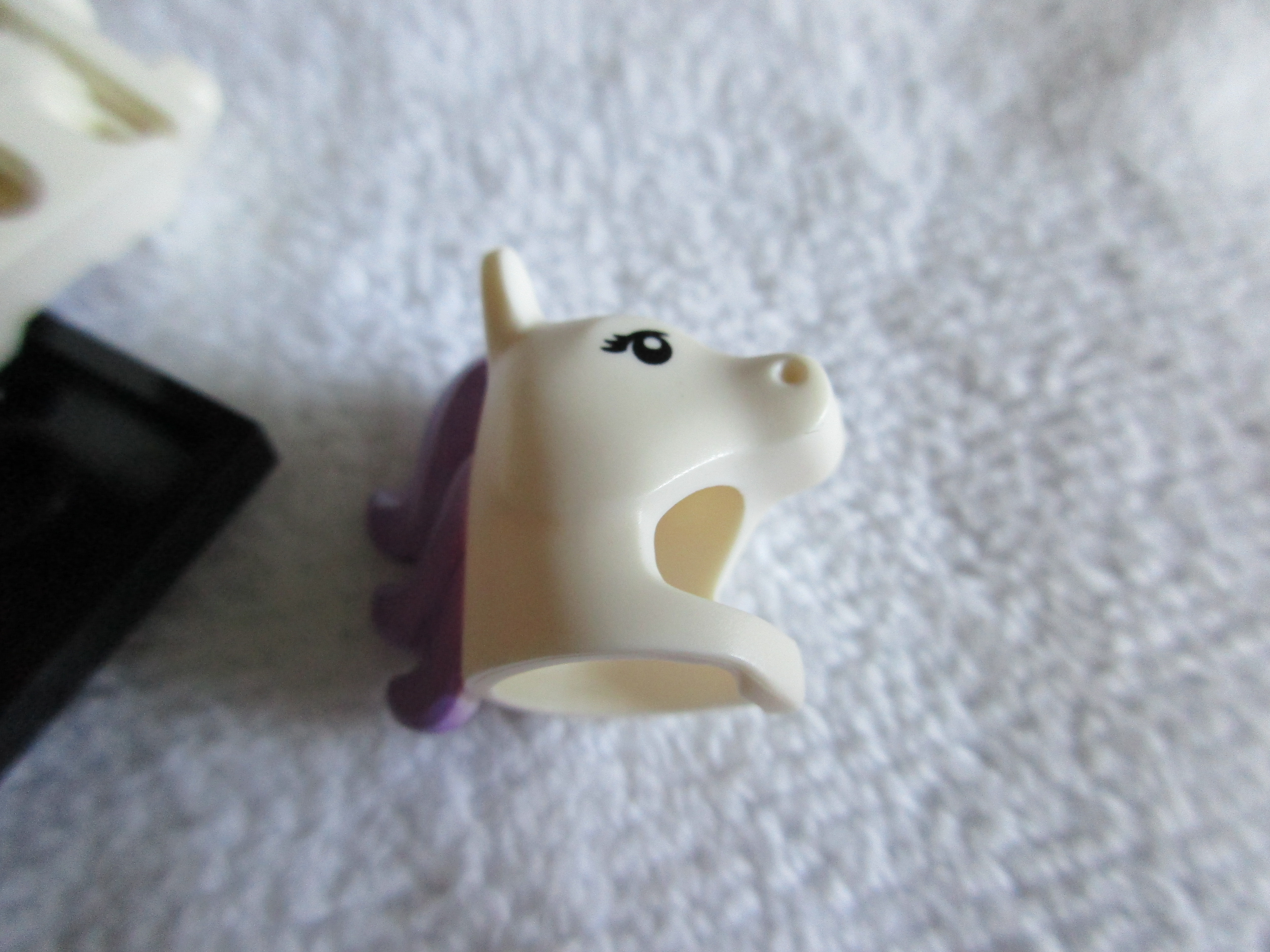 71008unicorngirlc.jpg