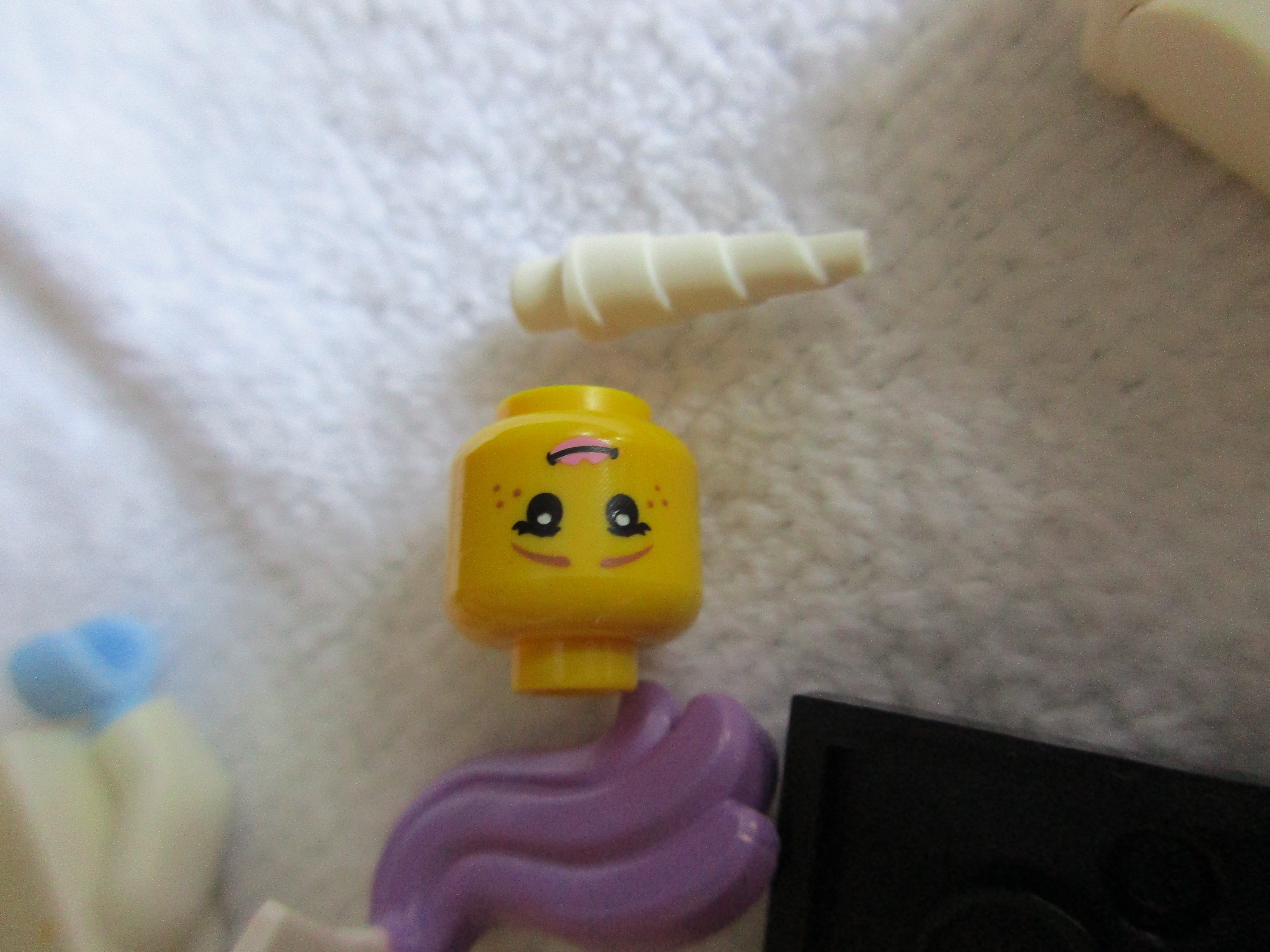 71008unicorngirlf.jpg