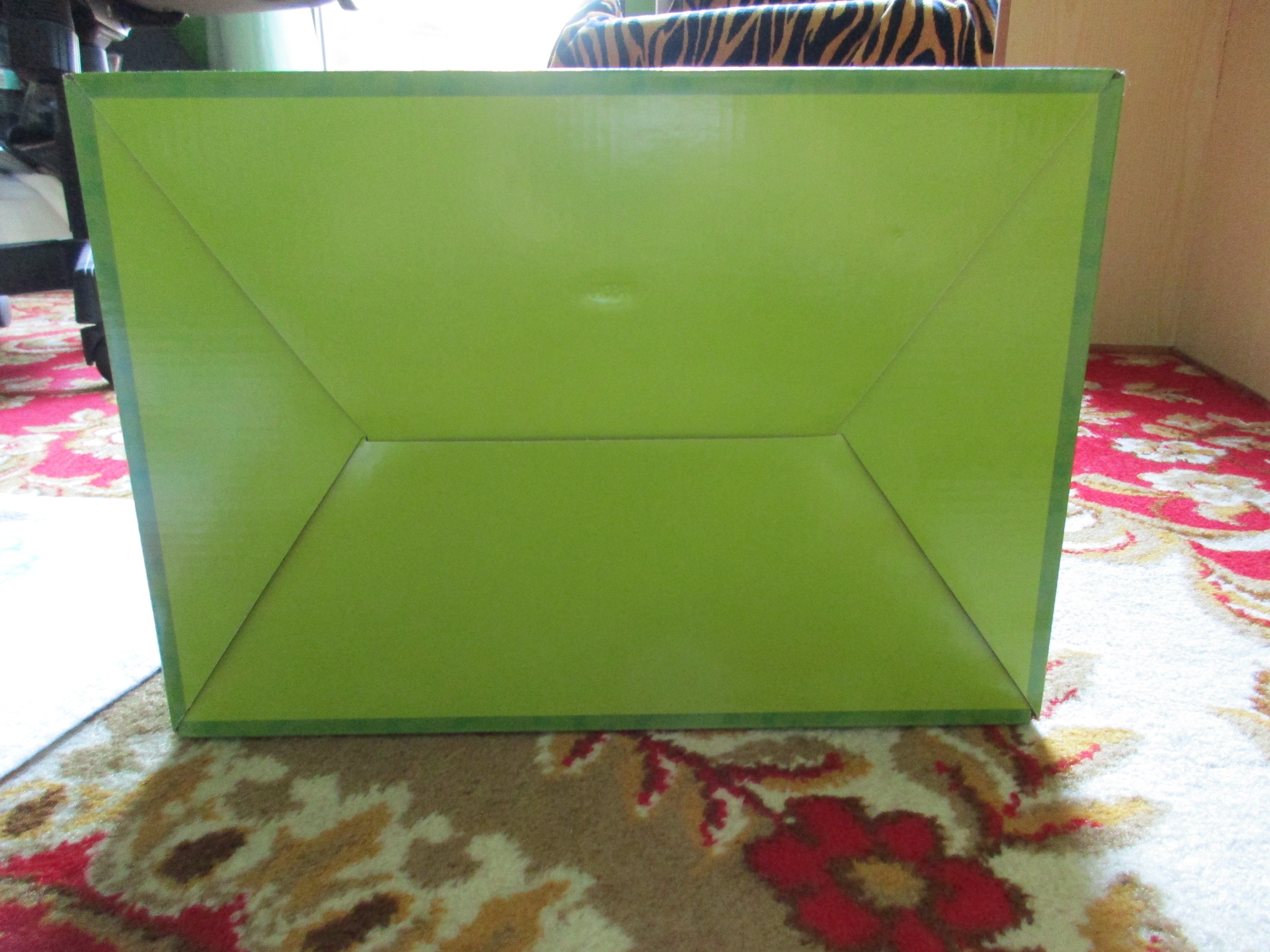71008box12.jpg