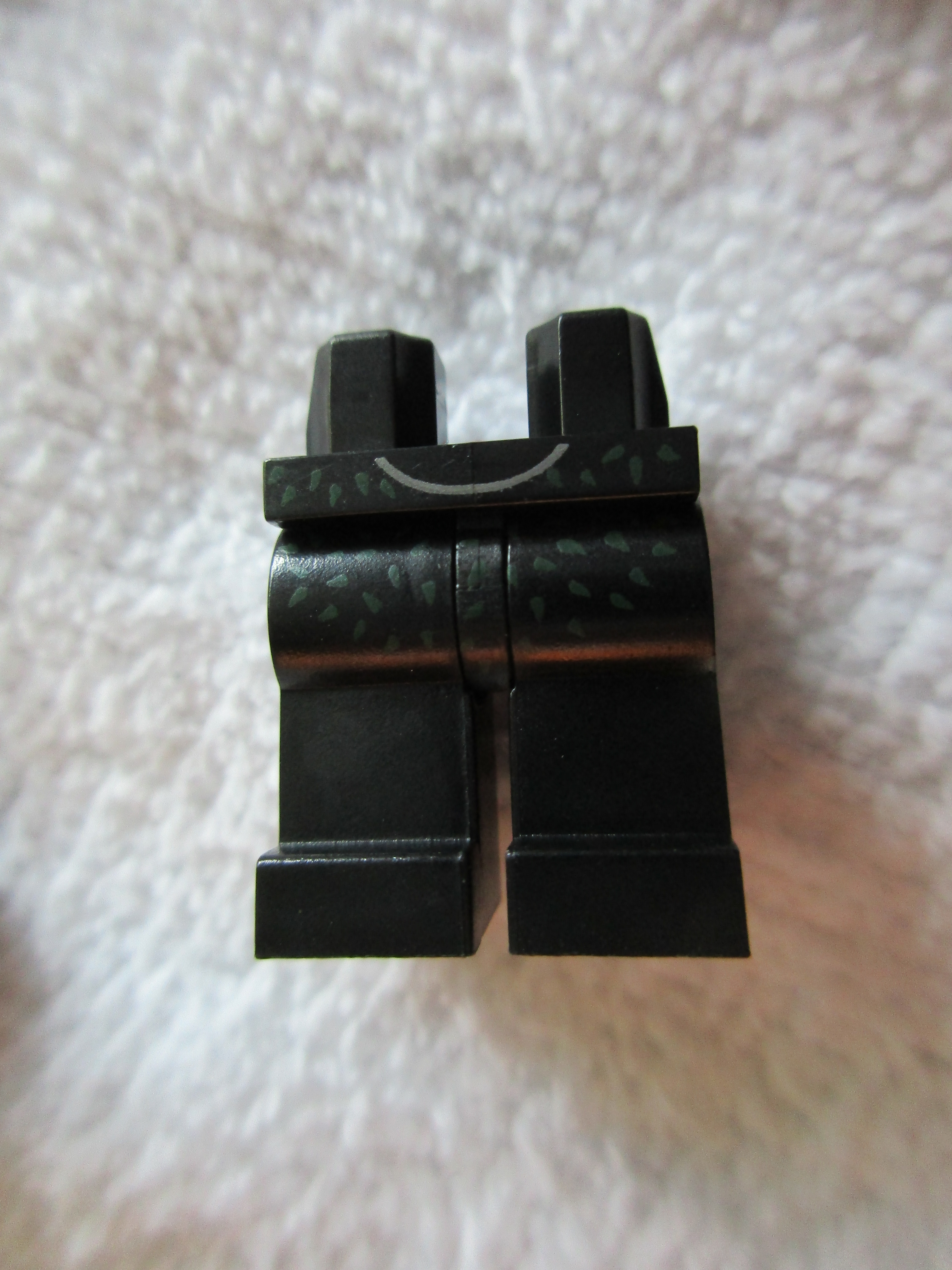 71010flymonsterc.jpg