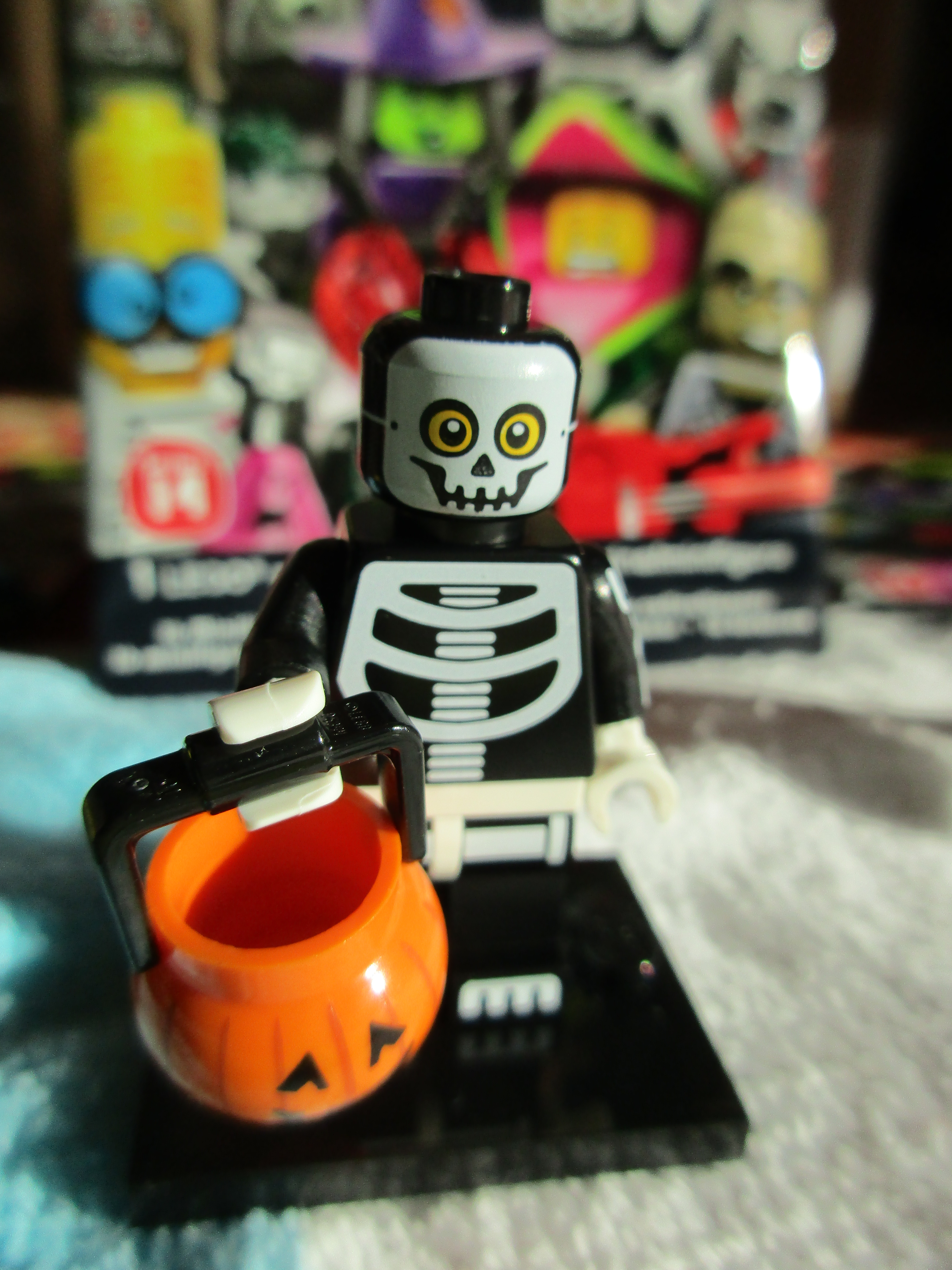 71010skeletonguy1.jpg