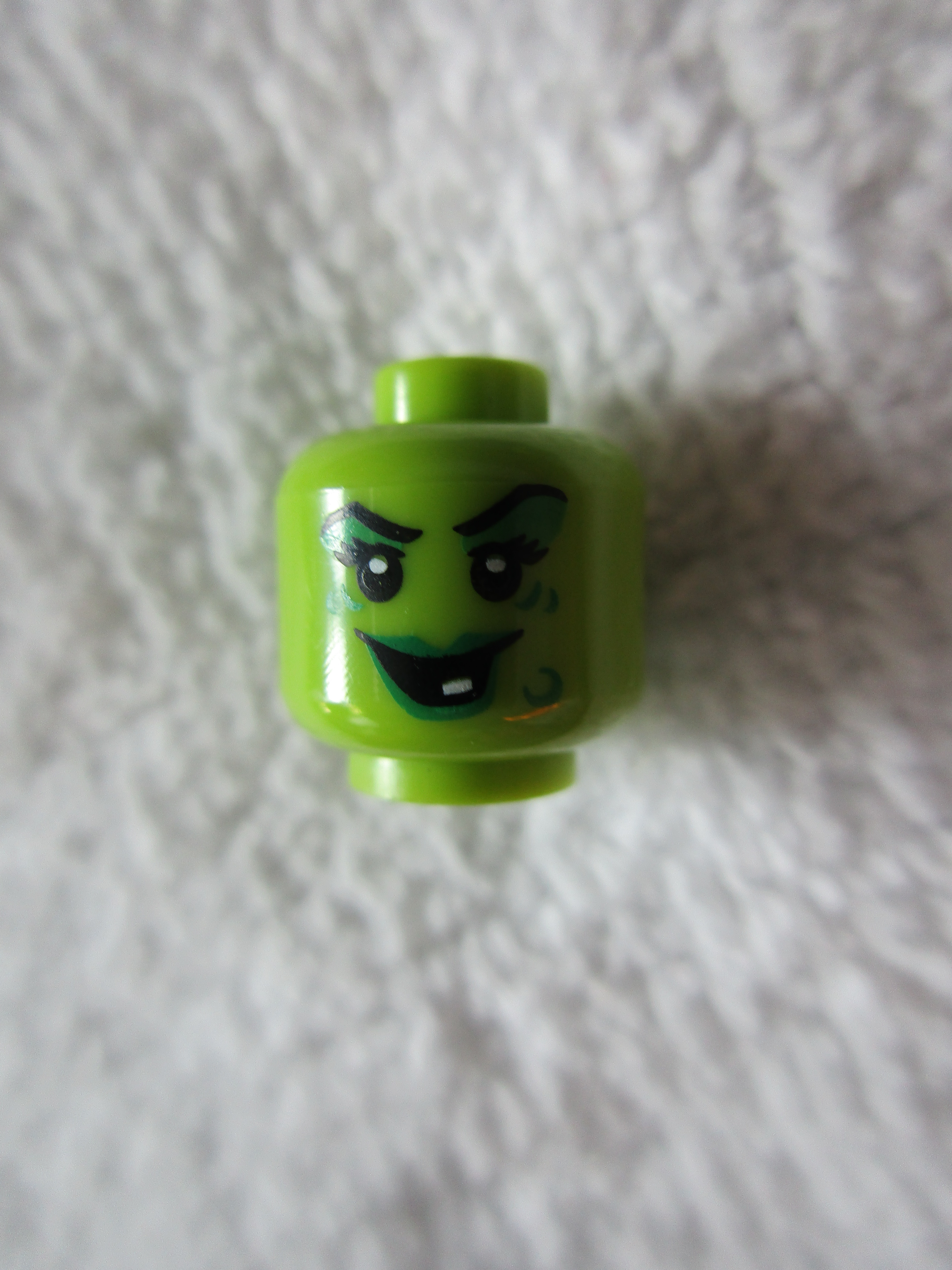 71010wackywitchd.jpg