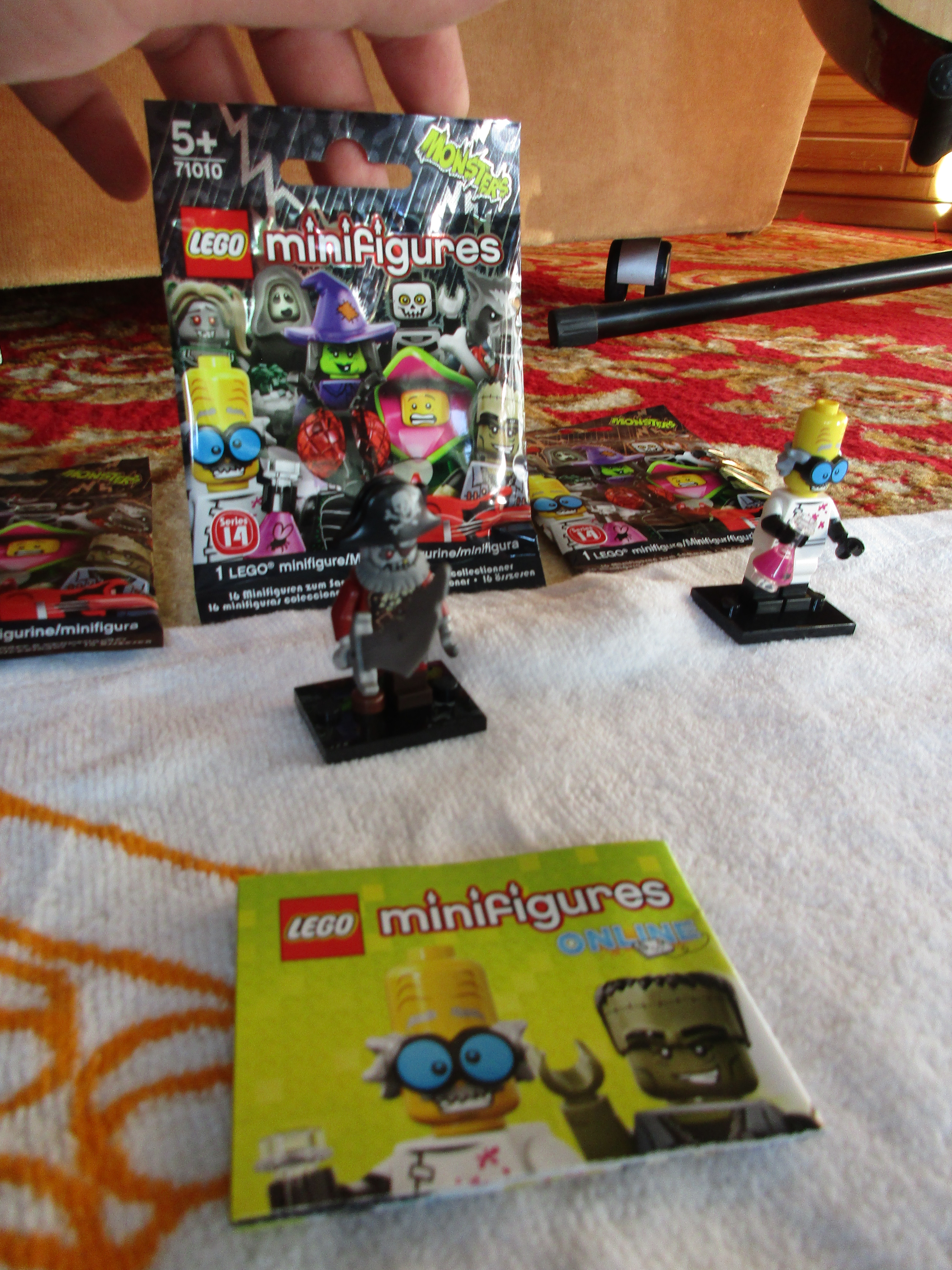 71010zombiepirate.jpg