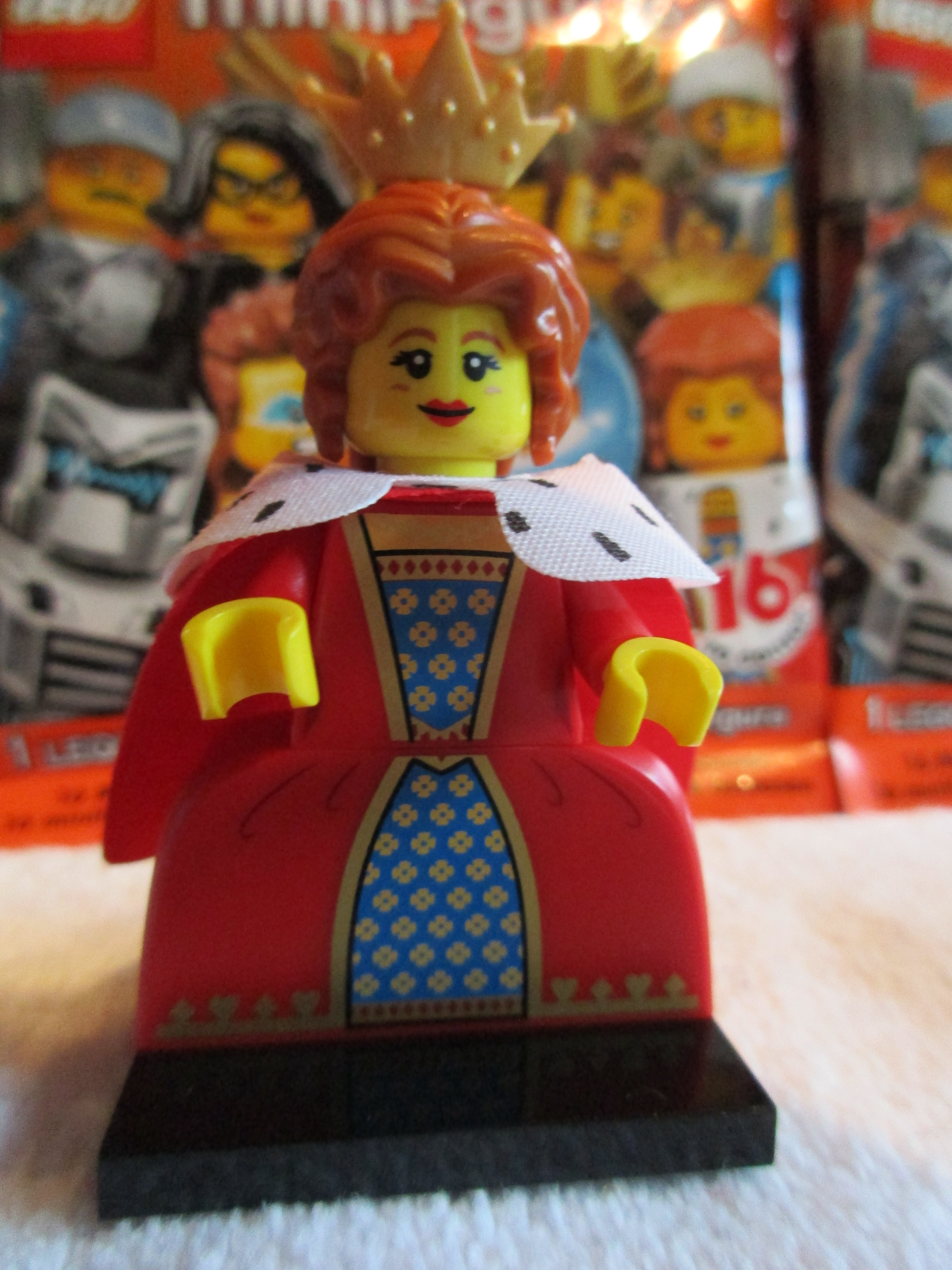 71011queen1.jpg