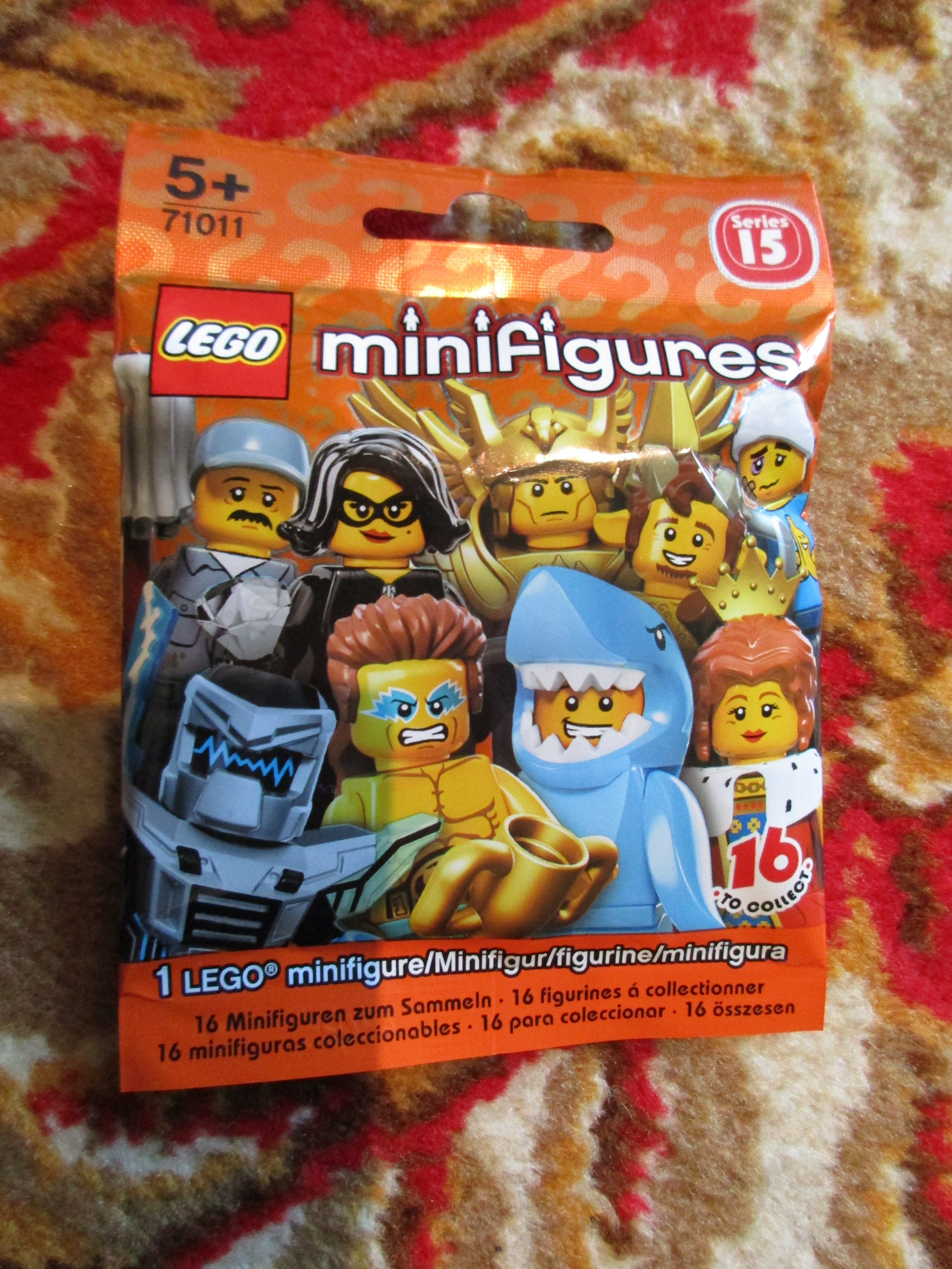 71011sharksuitguypolybag.jpg