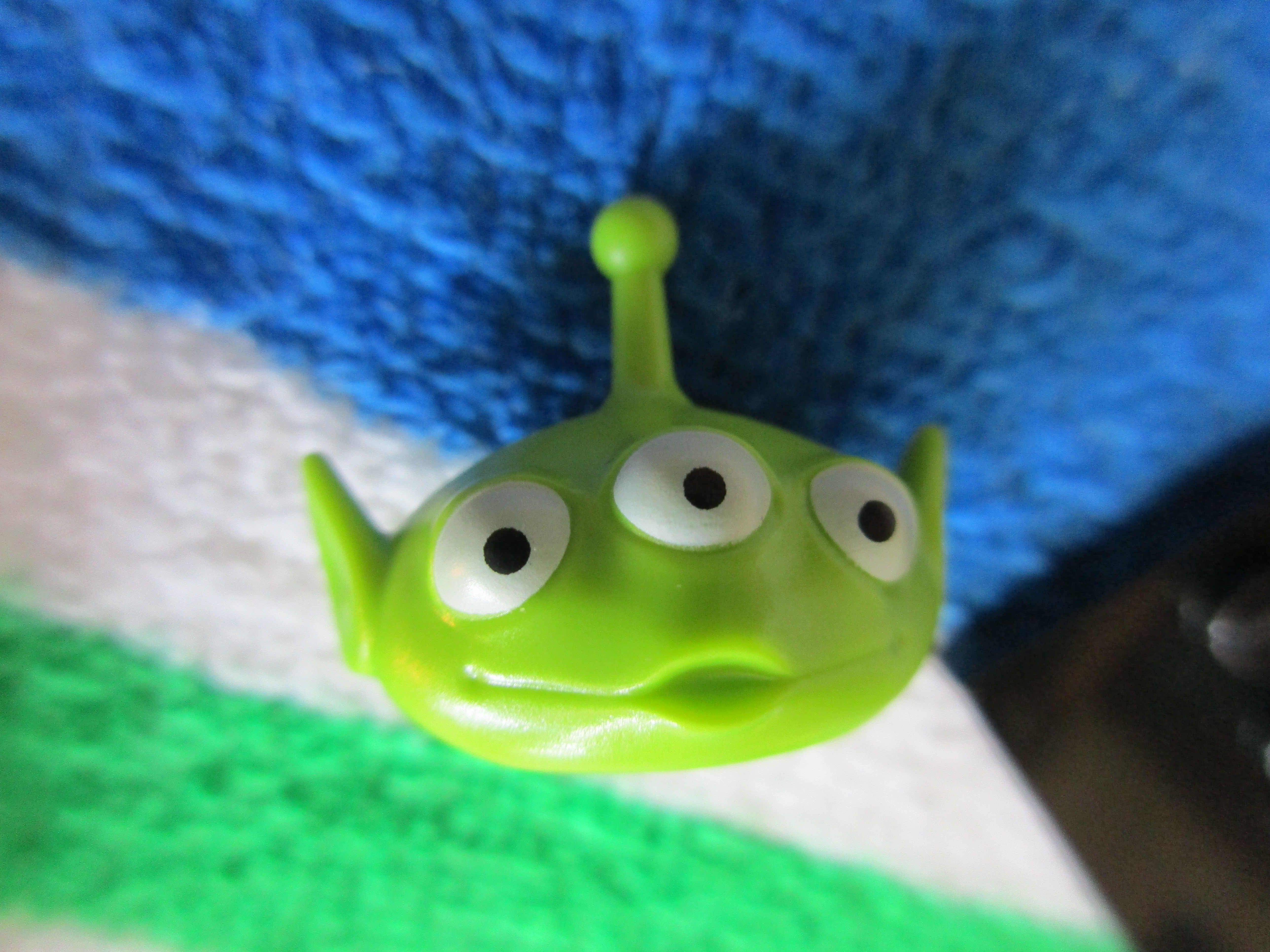 71012alienf.jpg