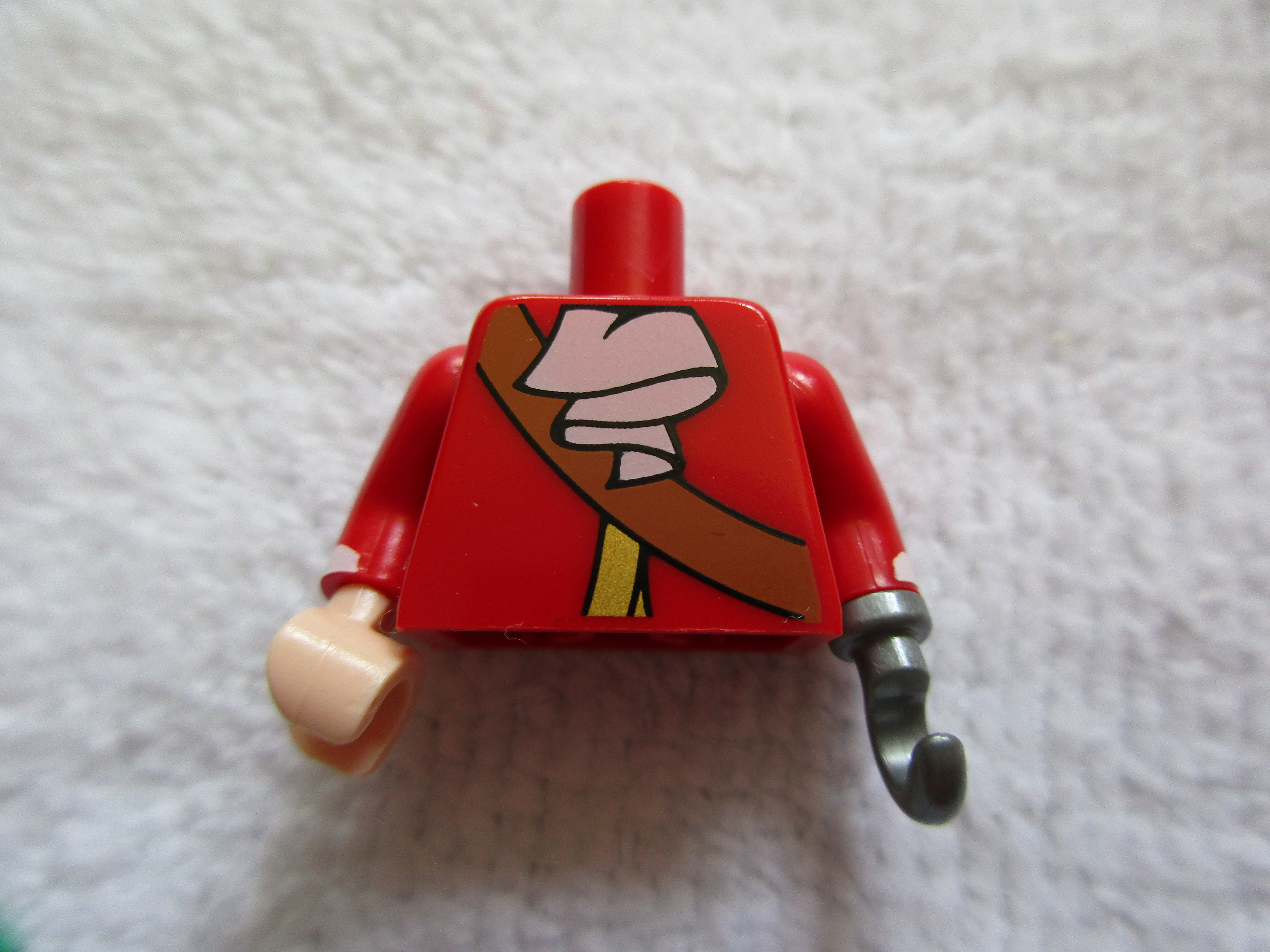 71012captainhookb.jpg
