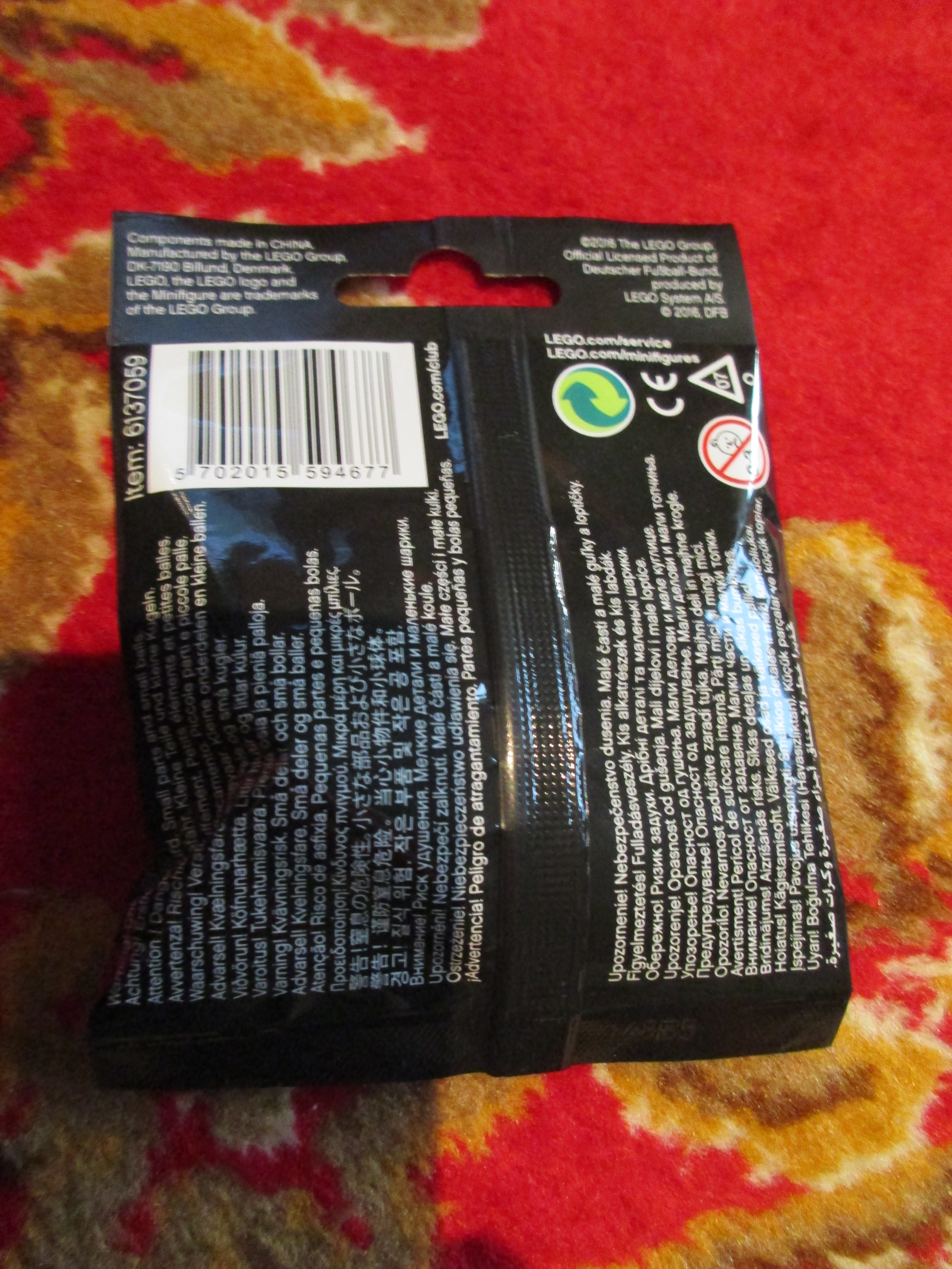71014mesutoezilpolybag2.jpg