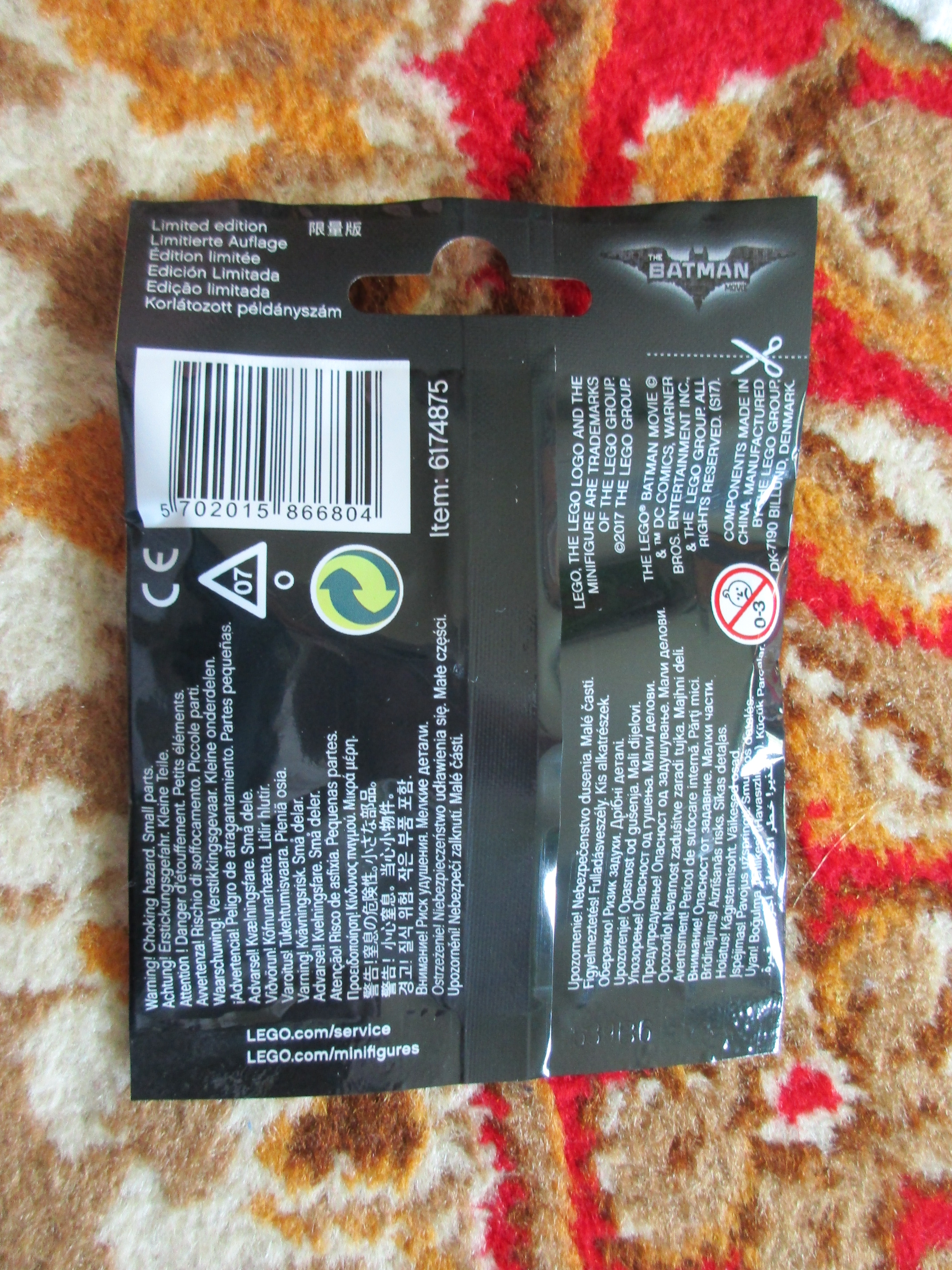 71017vacationbatmanpolybag2.jpg