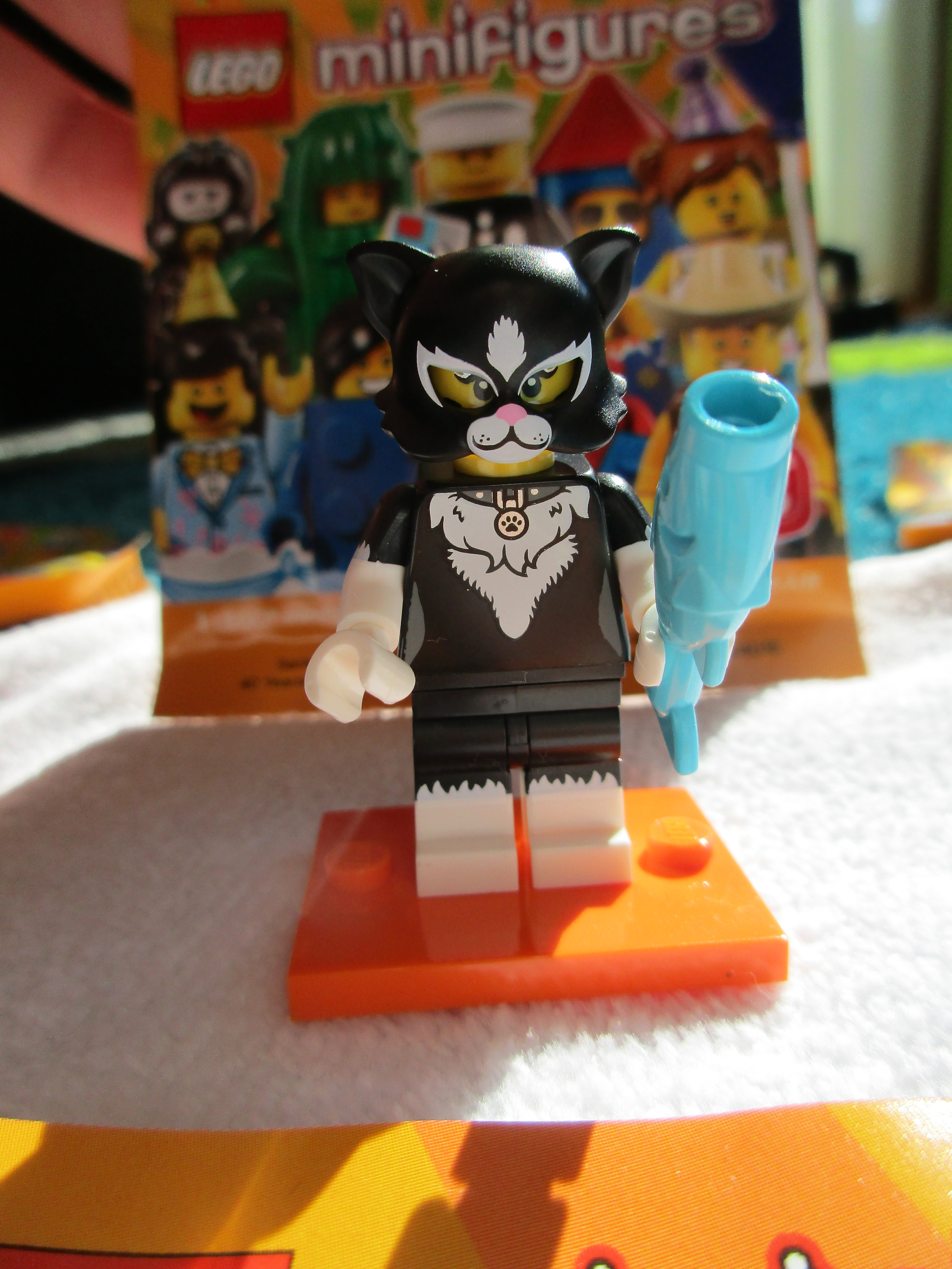 71021catcostumegirl1.jpg