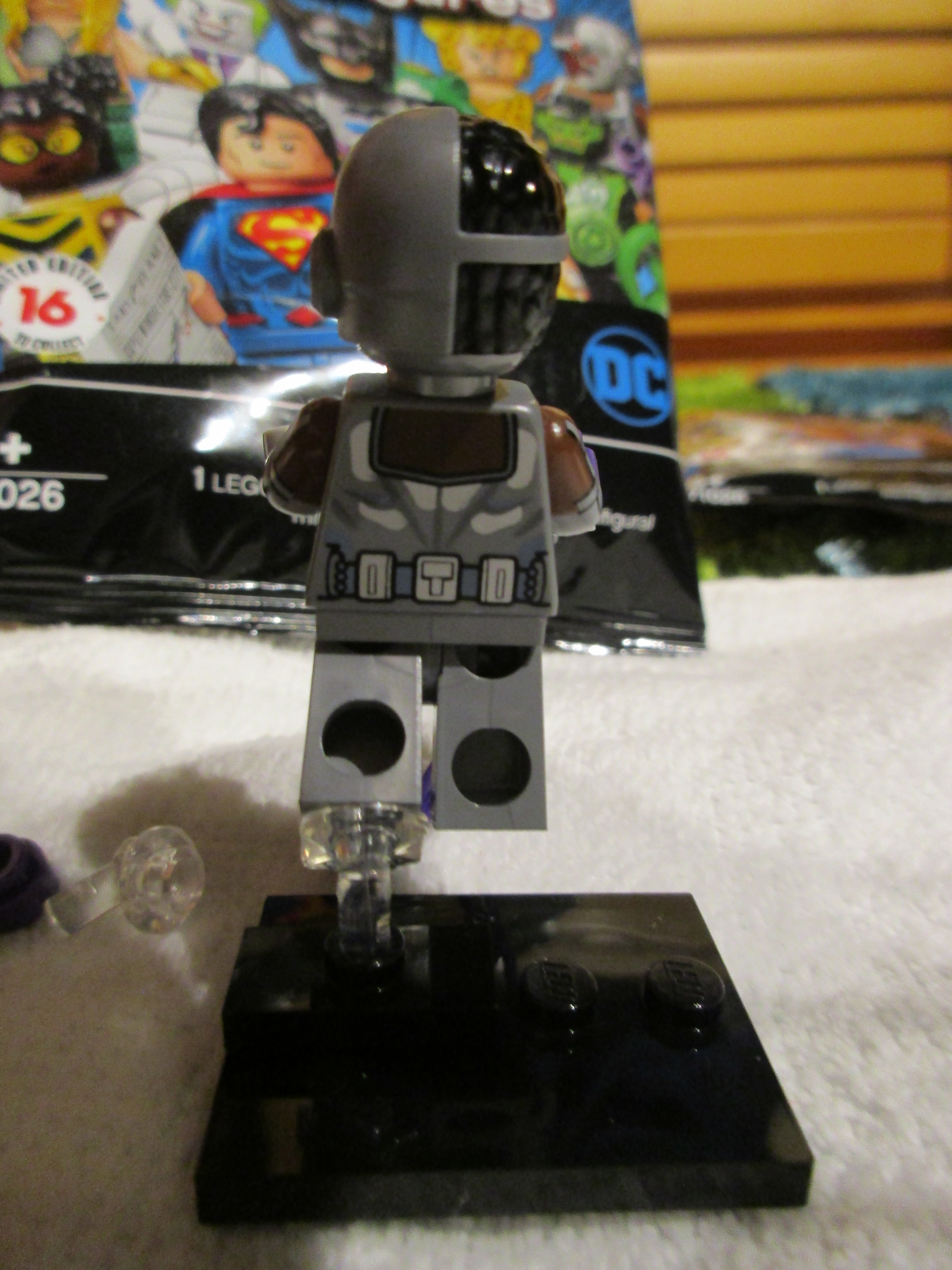 71026cyborg2.jpg