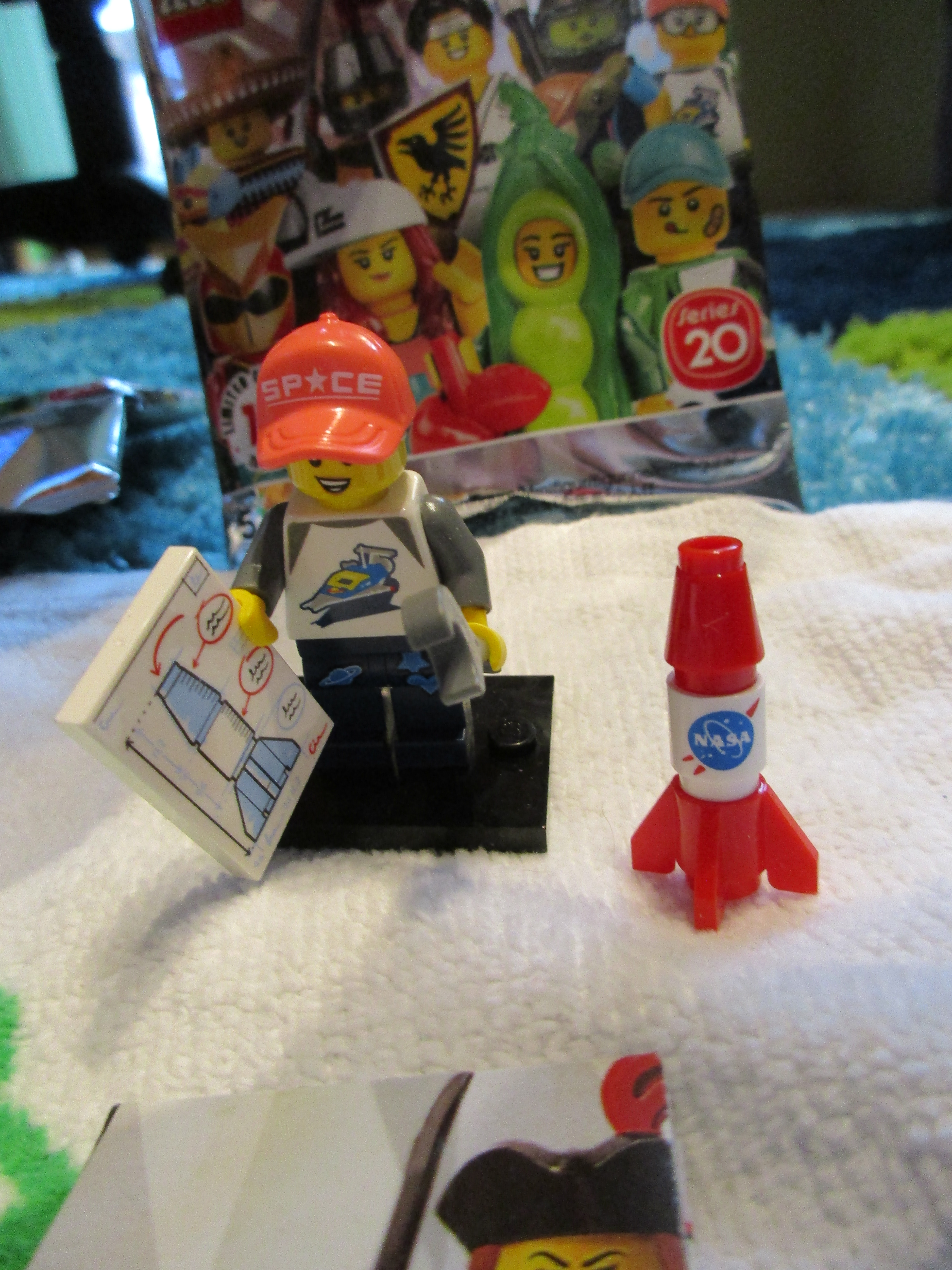 71027spacefan1.jpg