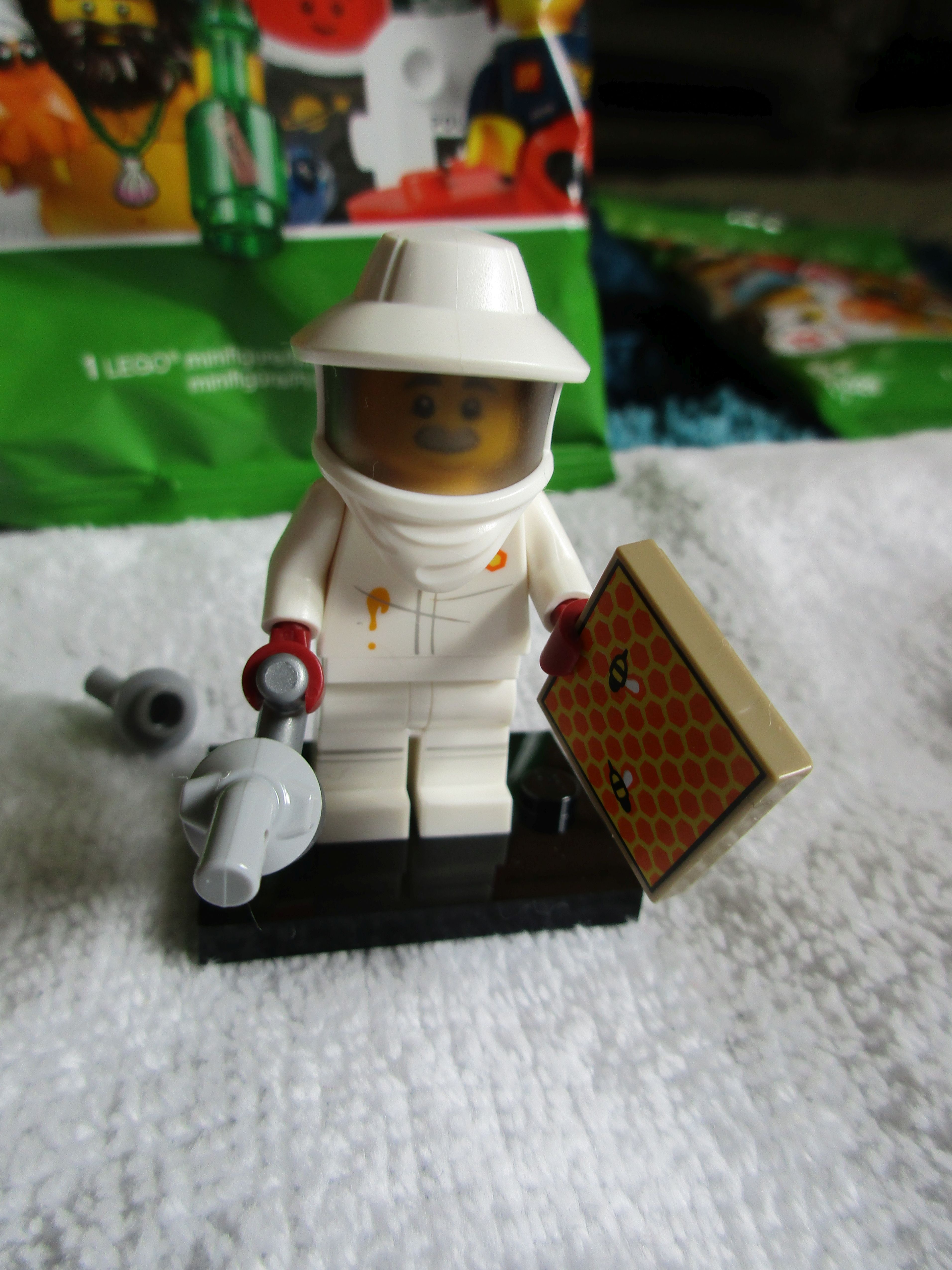 71029beekeeper1.jpg