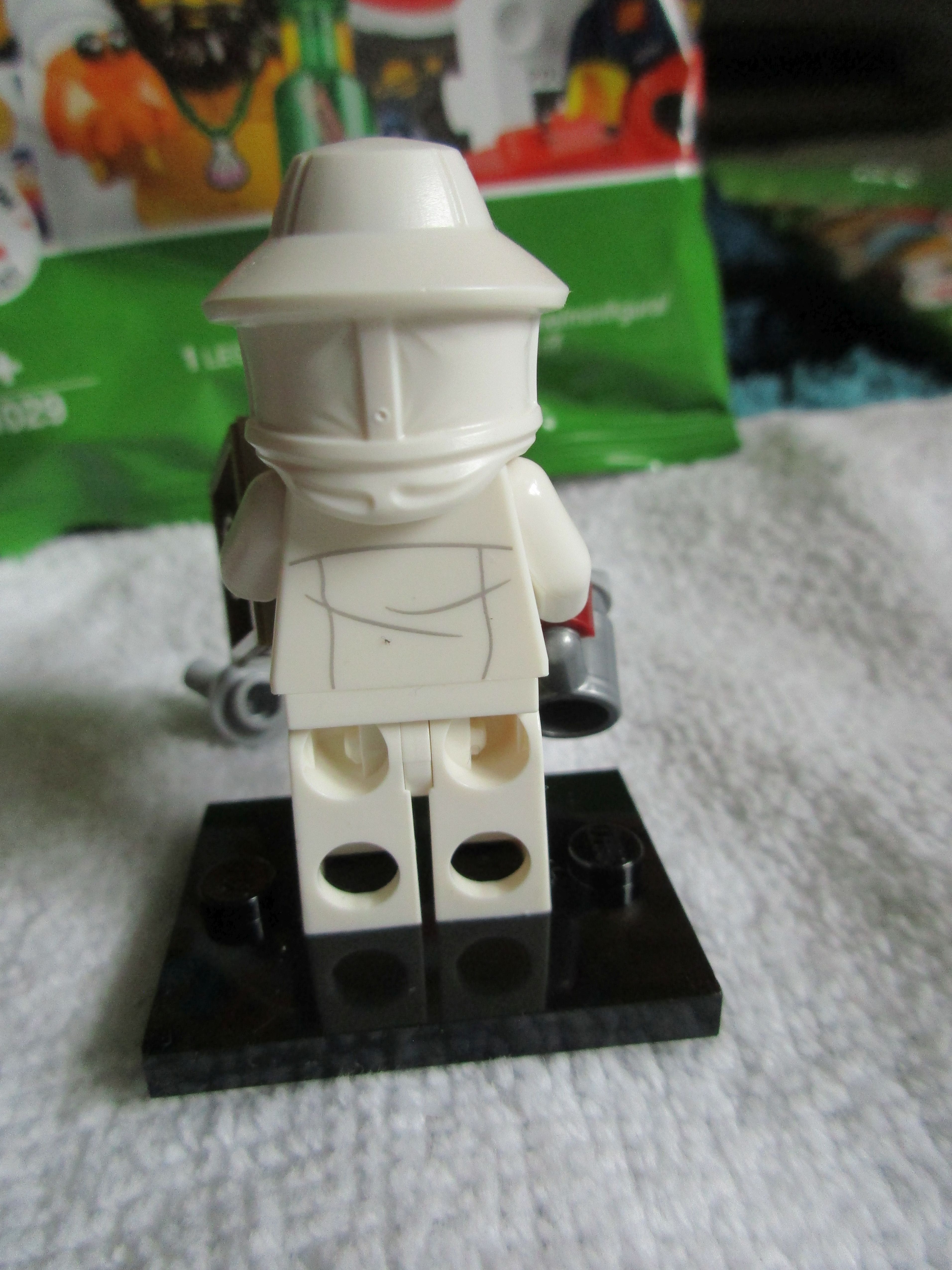 71029beekeeper2.jpg