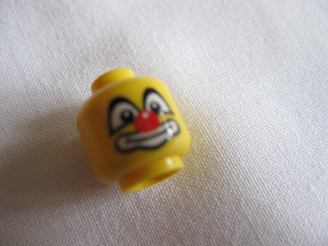 8683clowne.jpg