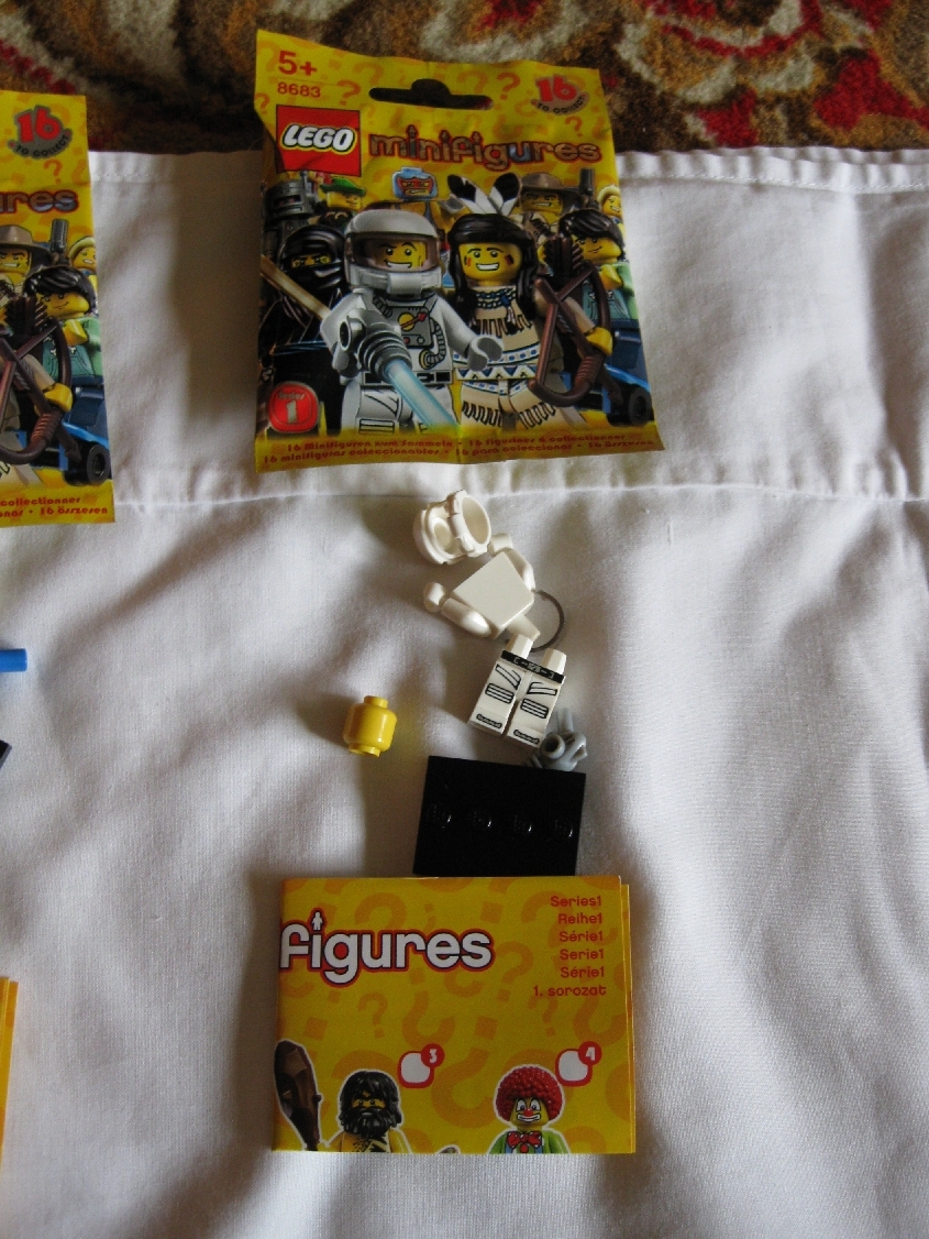 8683spacemana.jpg