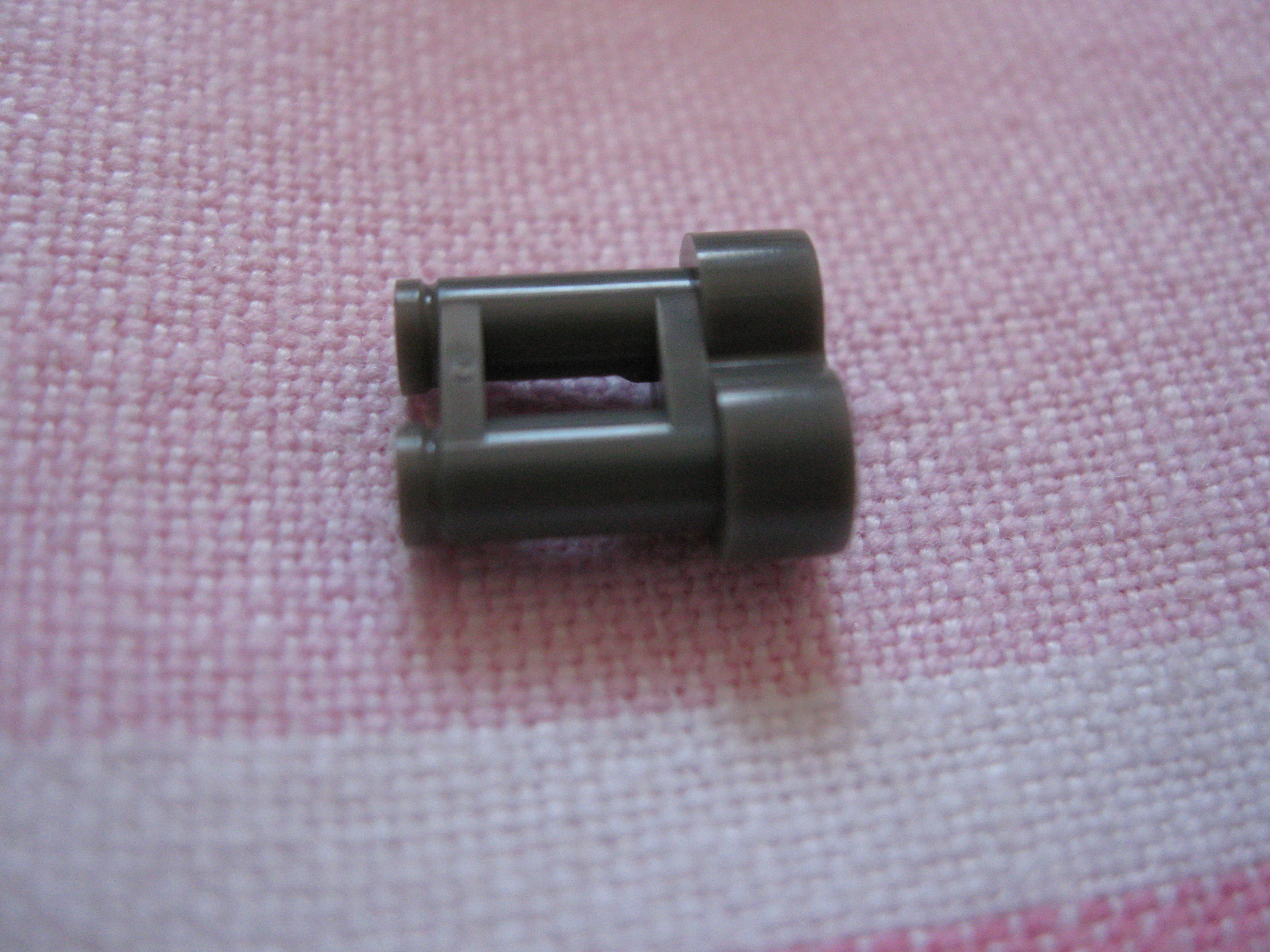 8684explorerspareparts.jpg