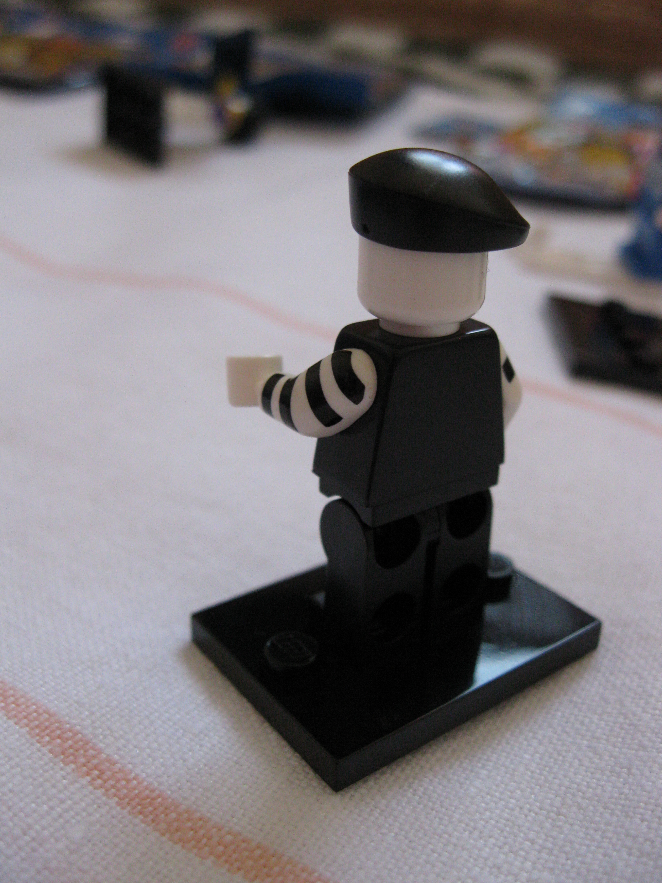 8684mime3.jpg