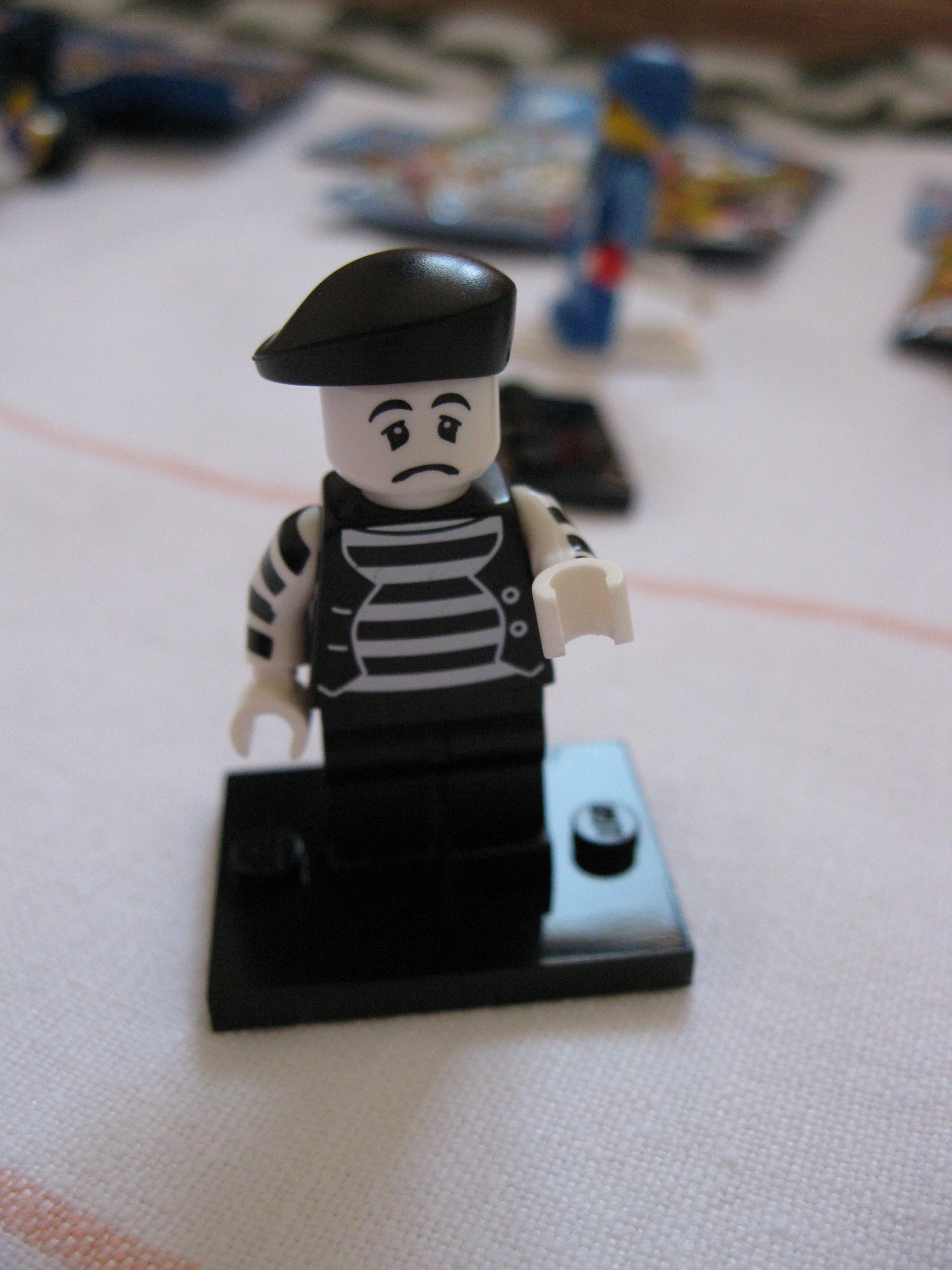 8684mime6.jpg