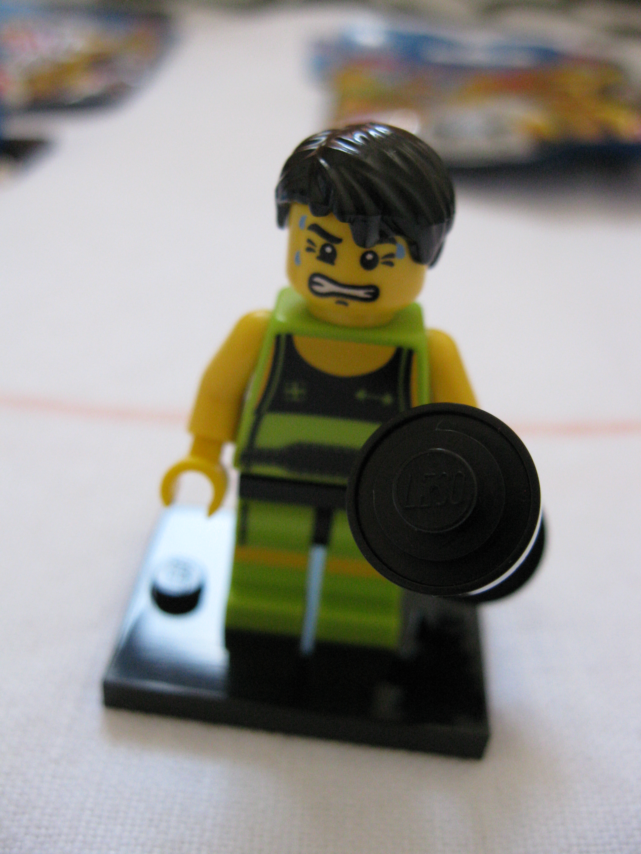 8684weightlifter2.jpg