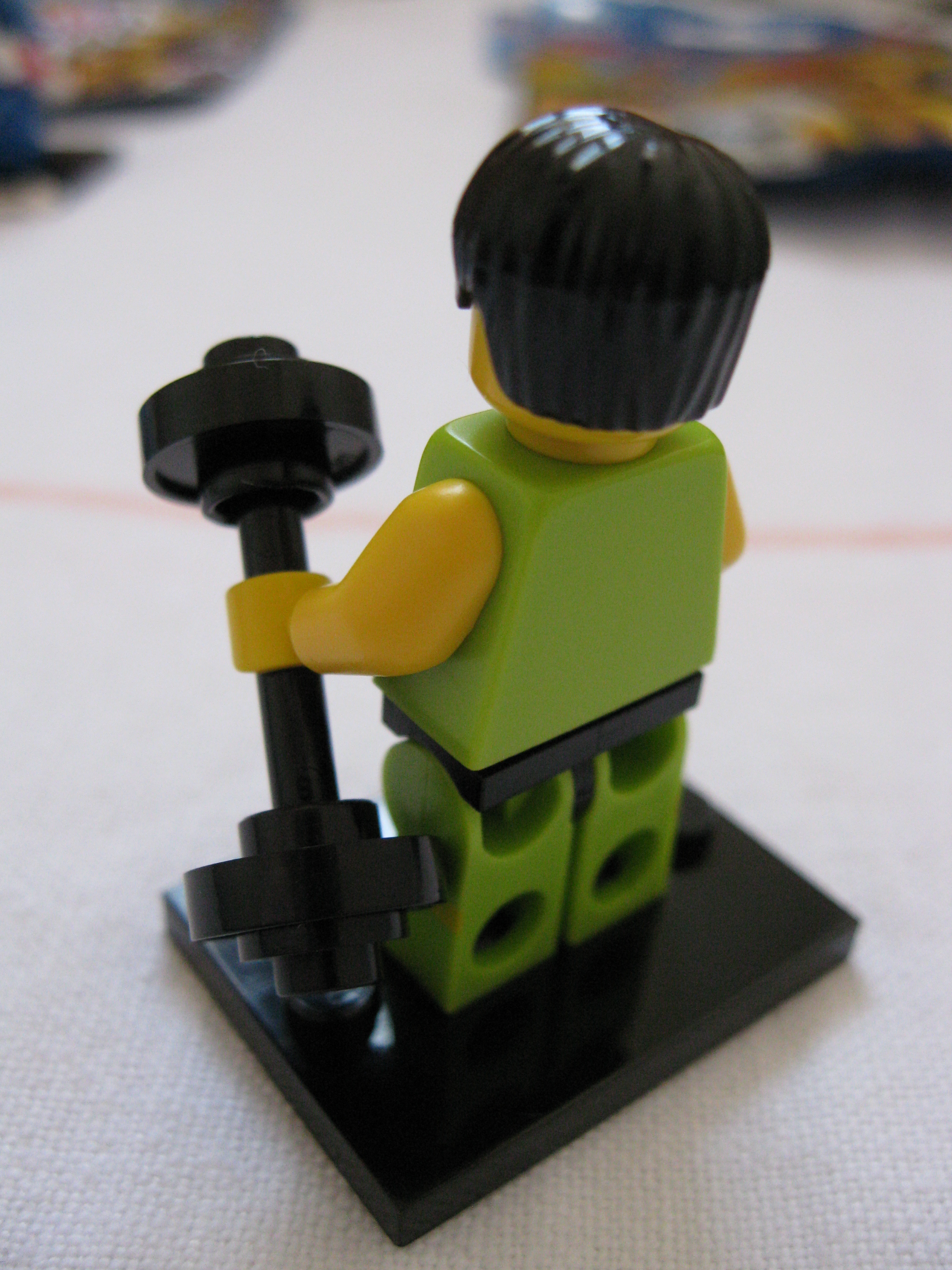 8684weightlifter3.jpg
