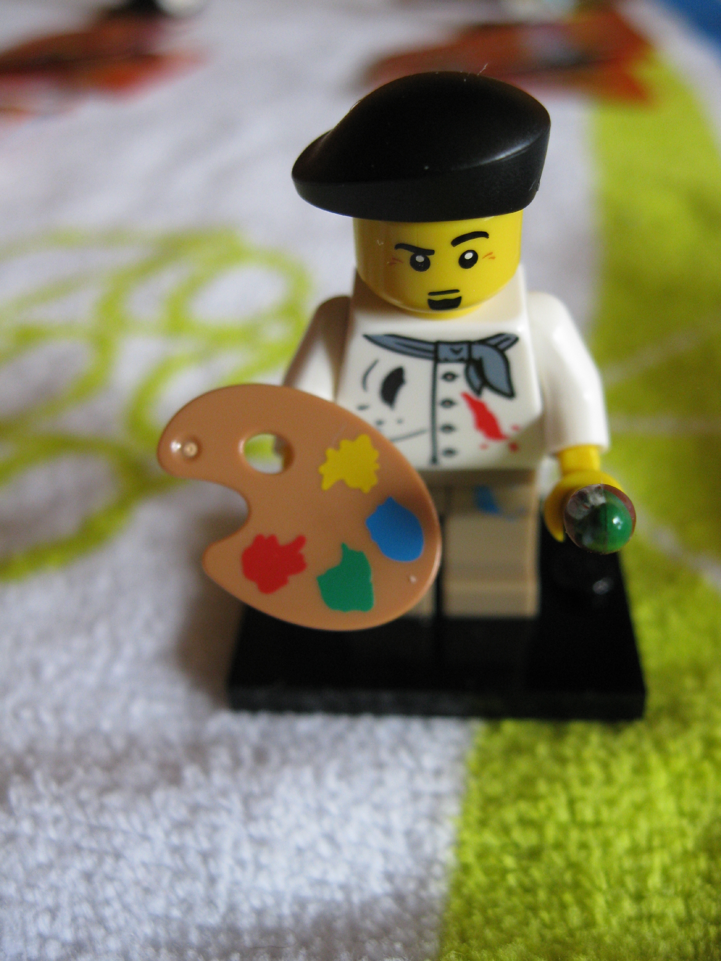 8804artist3.jpg